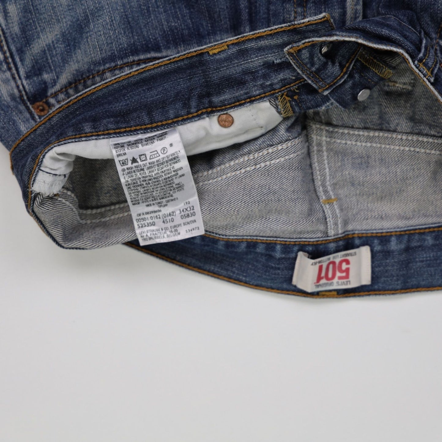 Levi's 501 Original Fit Blue Denim Jeans W34 L32 Classic Straight Leg Iconic Style