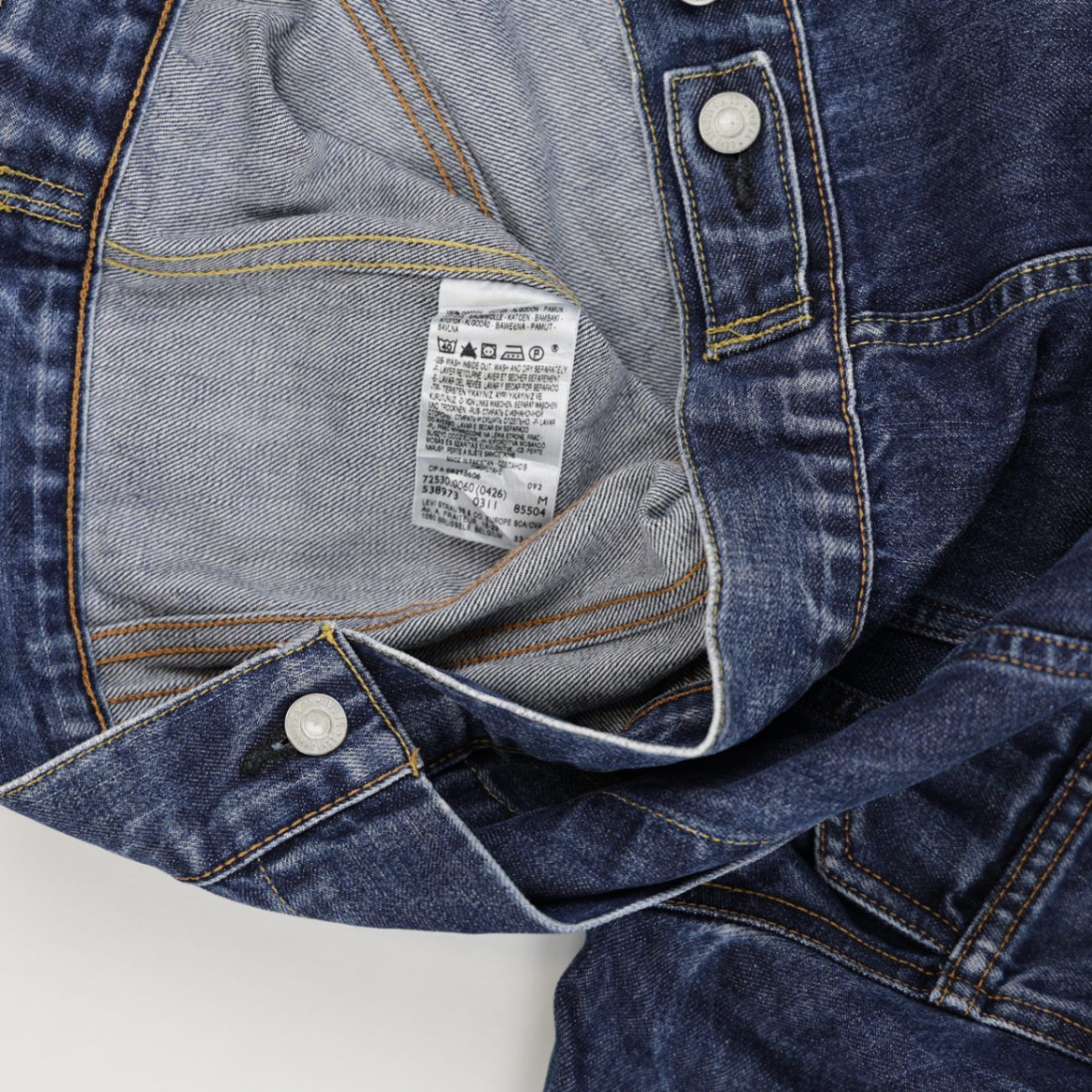 Levi's Men's Classic Medium Blue Denim Jacket Size M 100% Cotton Collared