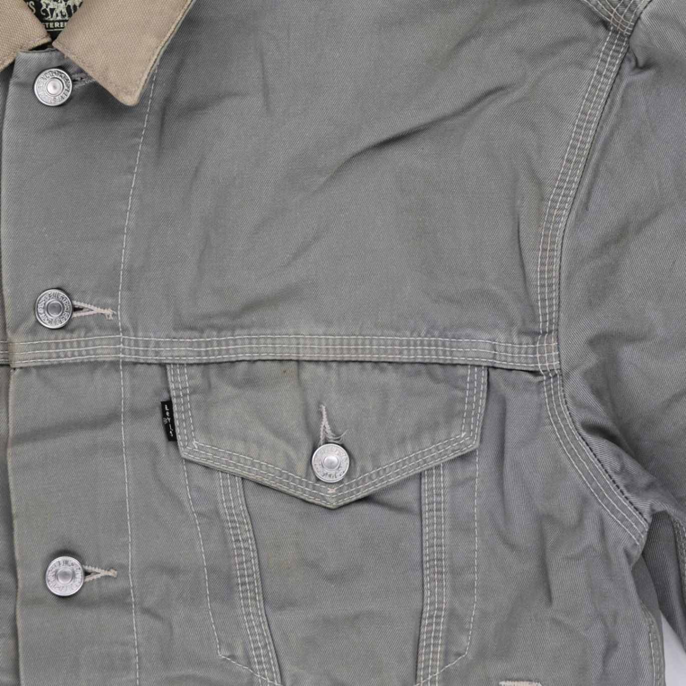 Levi's Vintage Grey Denim Trucker Jacket Men Medium Cotton Collared