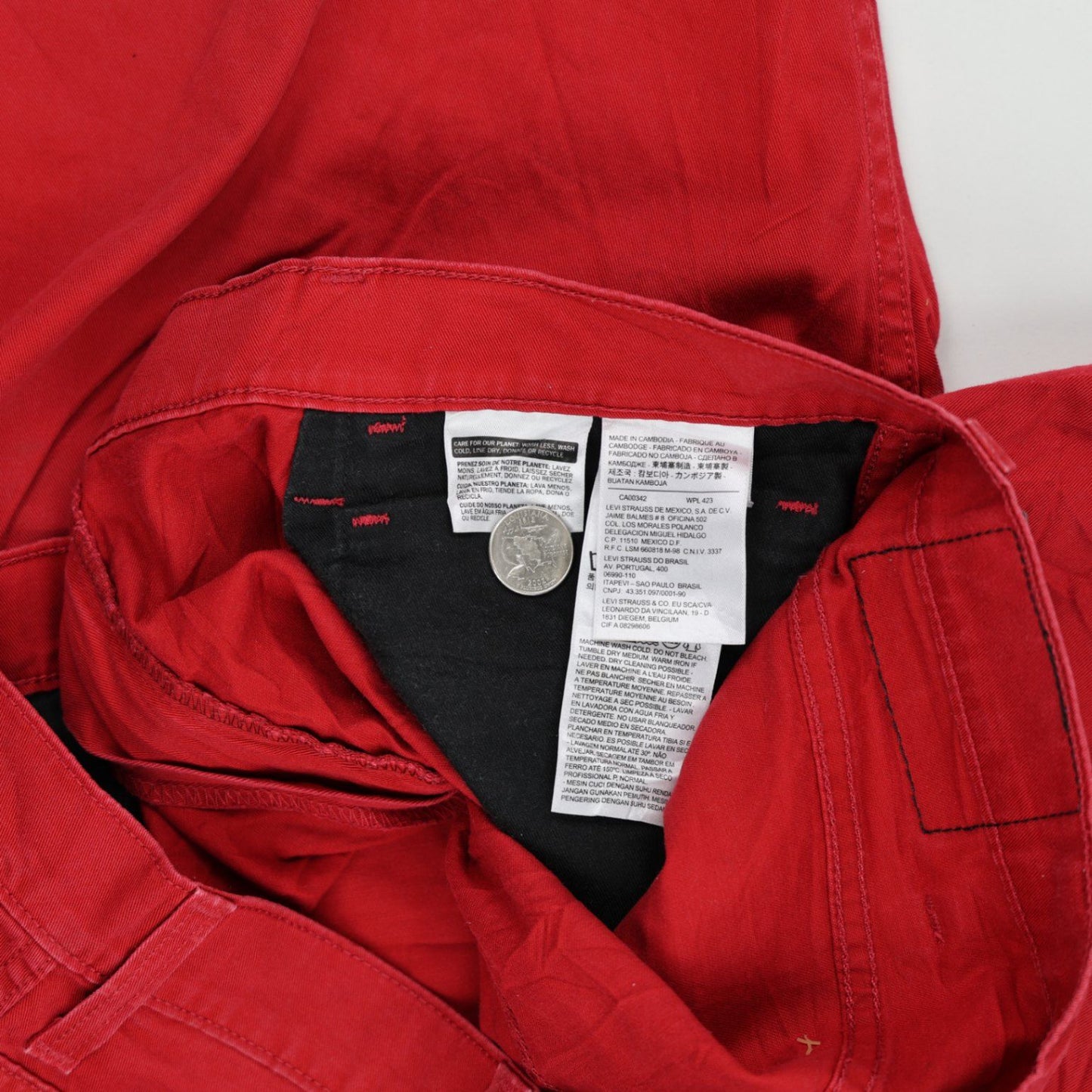 Levi's 569 Loose Straight Fit Red Cotton Shorts 38W