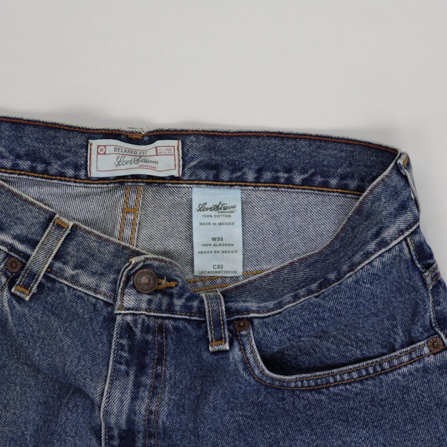 Levi's Signature Relaxed Fit Denim Shorts Classic Blue W33 100% Cotton