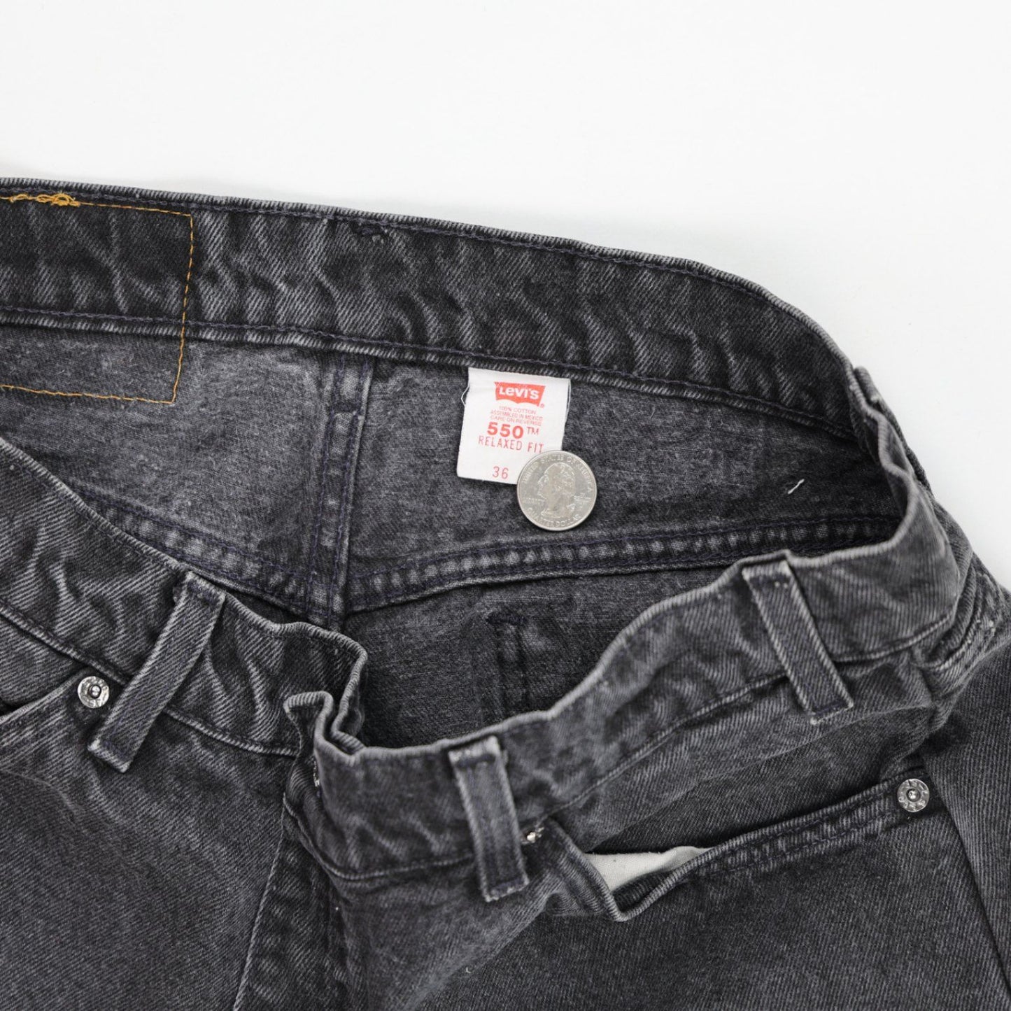 Levi's 550 Vintage Black Denim Shorts 36 Inseam 100 Percent Cotton Mens