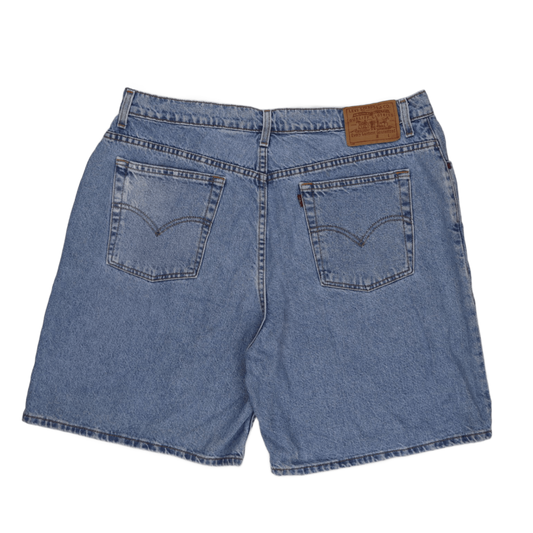 Levi's Vintage Light Blue Denim Shorts Women's 20W 9 Inch Inseam Cotton Relaxed Fit