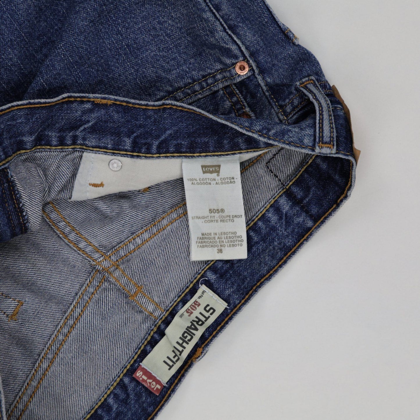 Levi's 505 Straight Fit Men's Denim Shorts Blue 36 Waist 11 Inch Inseam 100 Percent Cotton
