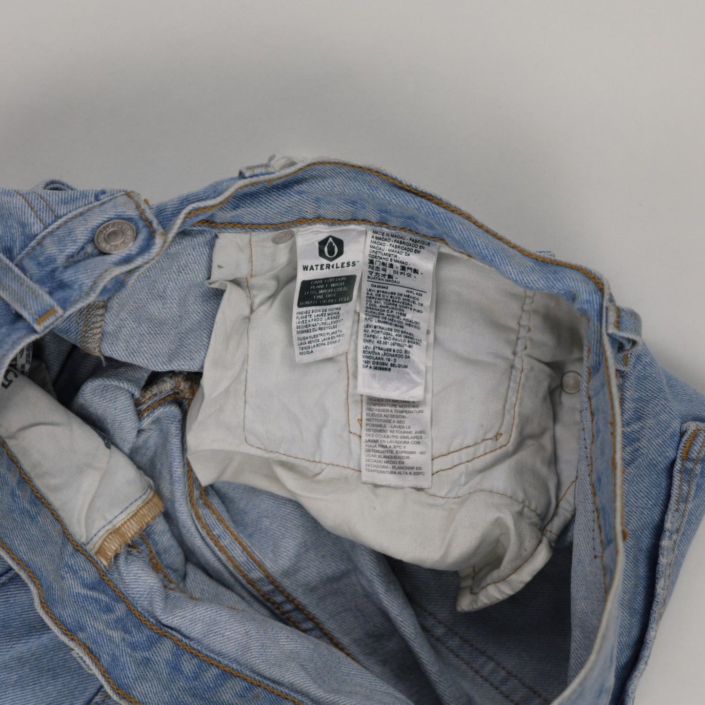 Levi's 501 Distressed Light Blue Denim Shorts W28 Vintage 100 Cotton