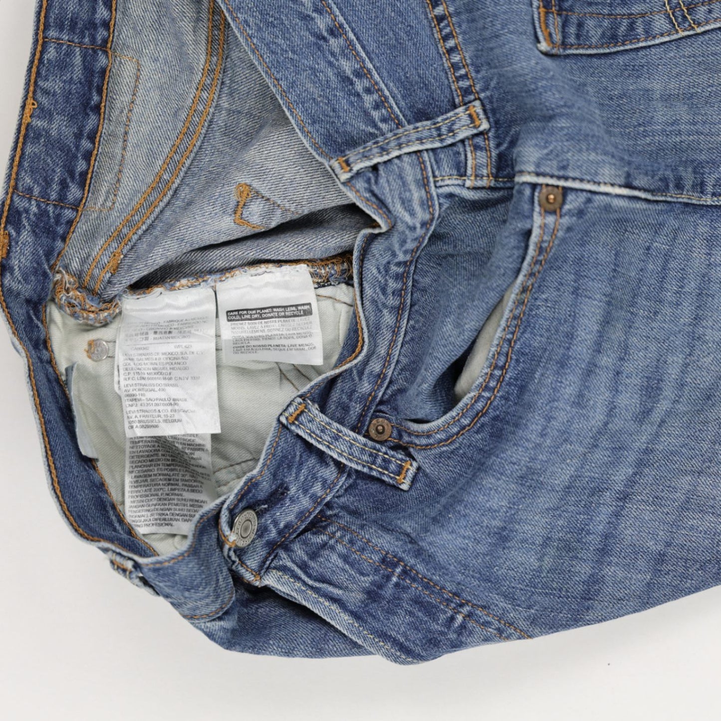 Levi's Vintage Blue Denim High Waist Women's Cut Off Shorts W30 100% Cotton Distressed