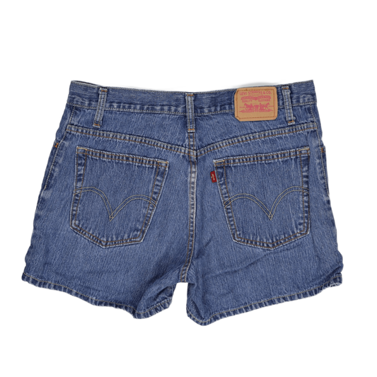 Levi's Women's Vintage Blue Denim Shorts 7 Inch Inseam Size 13 55% Ramie 45% Cotton
