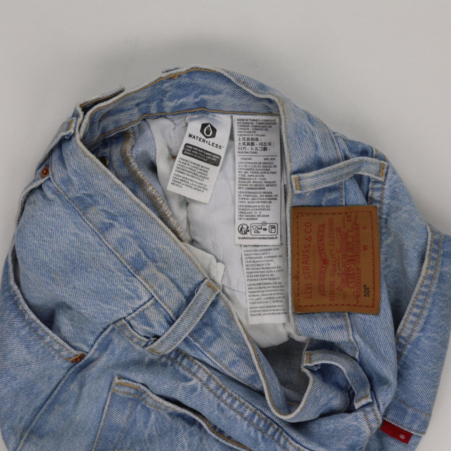 Levi's 501 High Waisted Vintage Light Blue Distressed Denim Shorts W31 Cotton