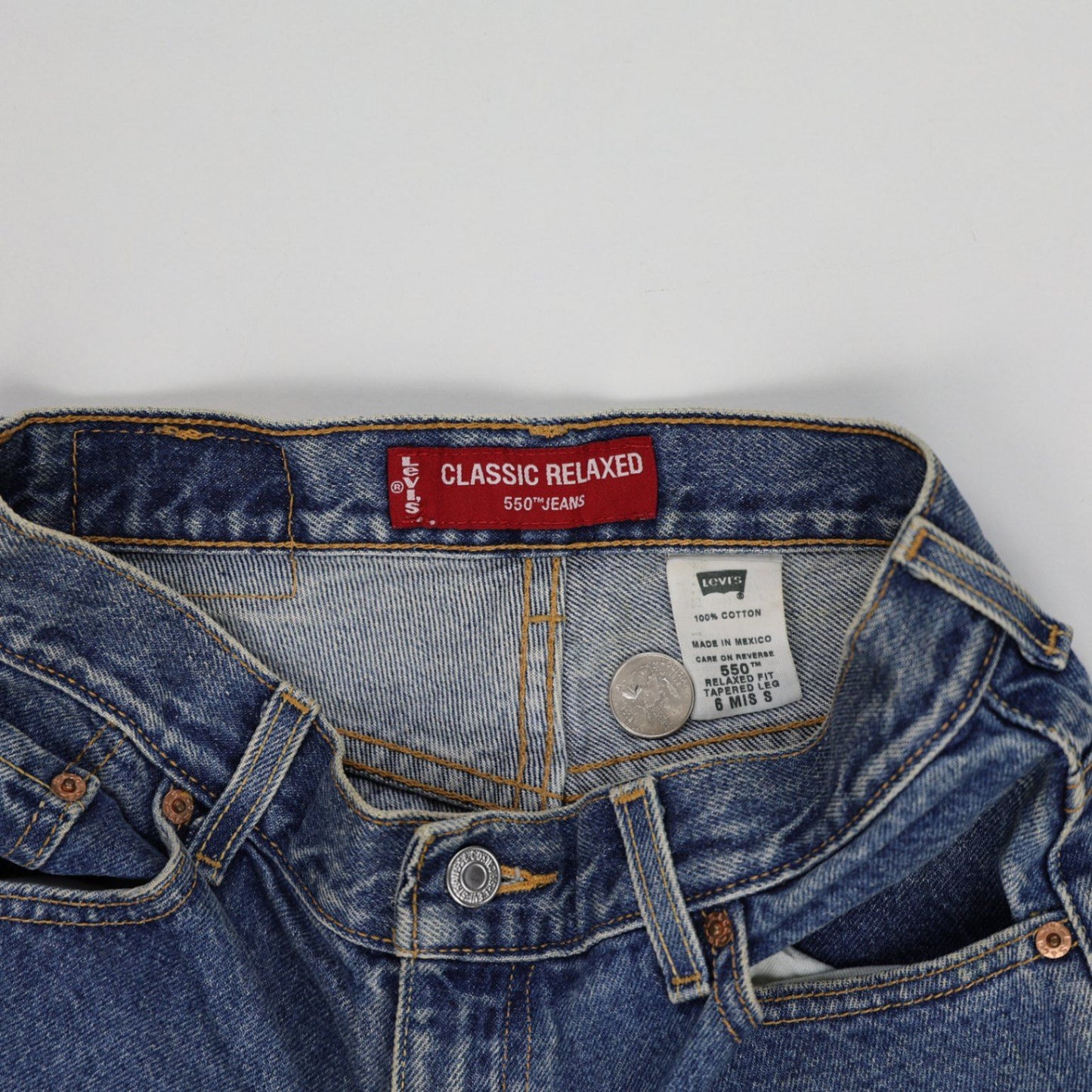 Levi's 550 Classic Relaxed Distressed Denim Shorts Blue Medium W32 Vintage Style
