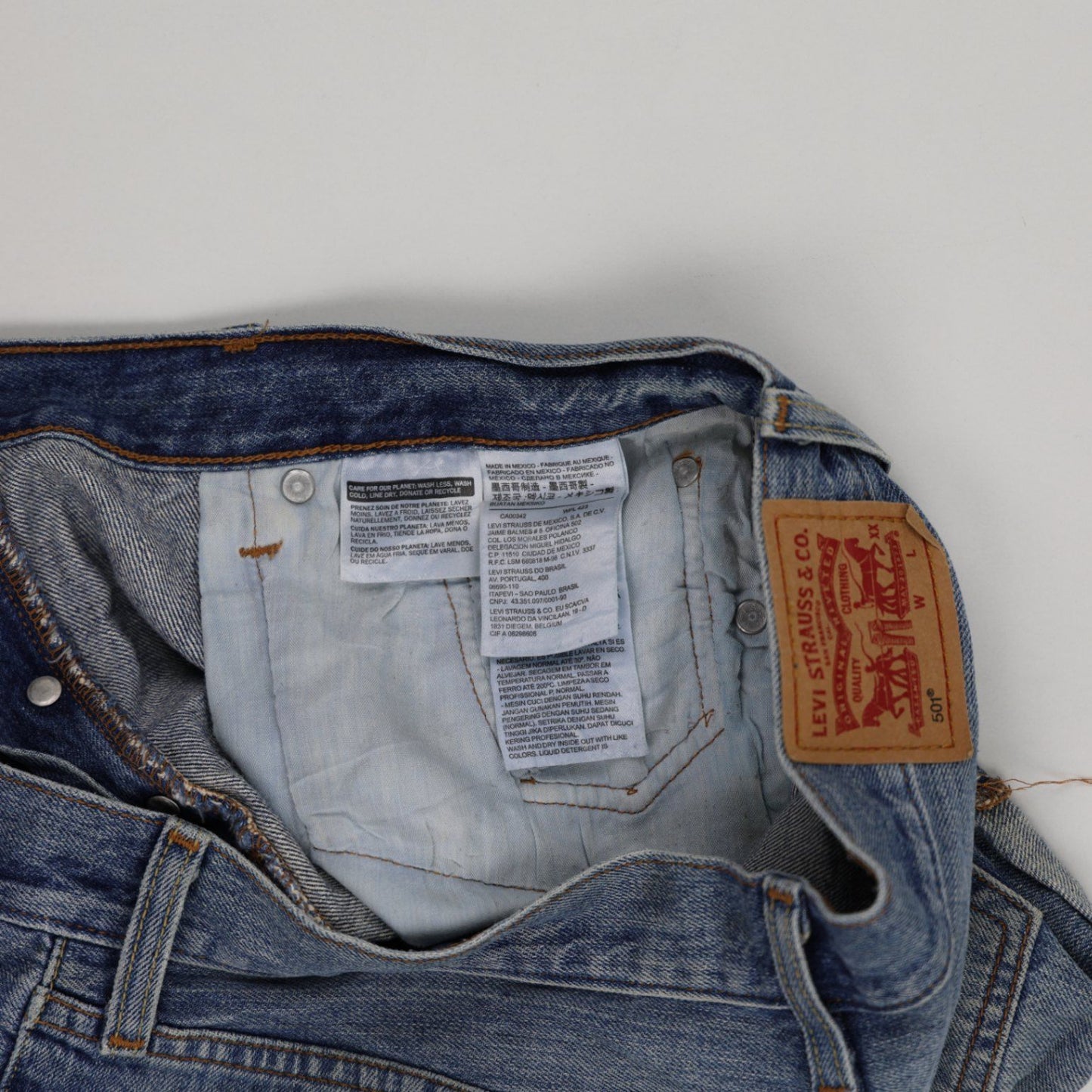 Levi's 501® Blue Denim Shorts Distressed Raw Hem Premium Eco-Friendly Cotton W30