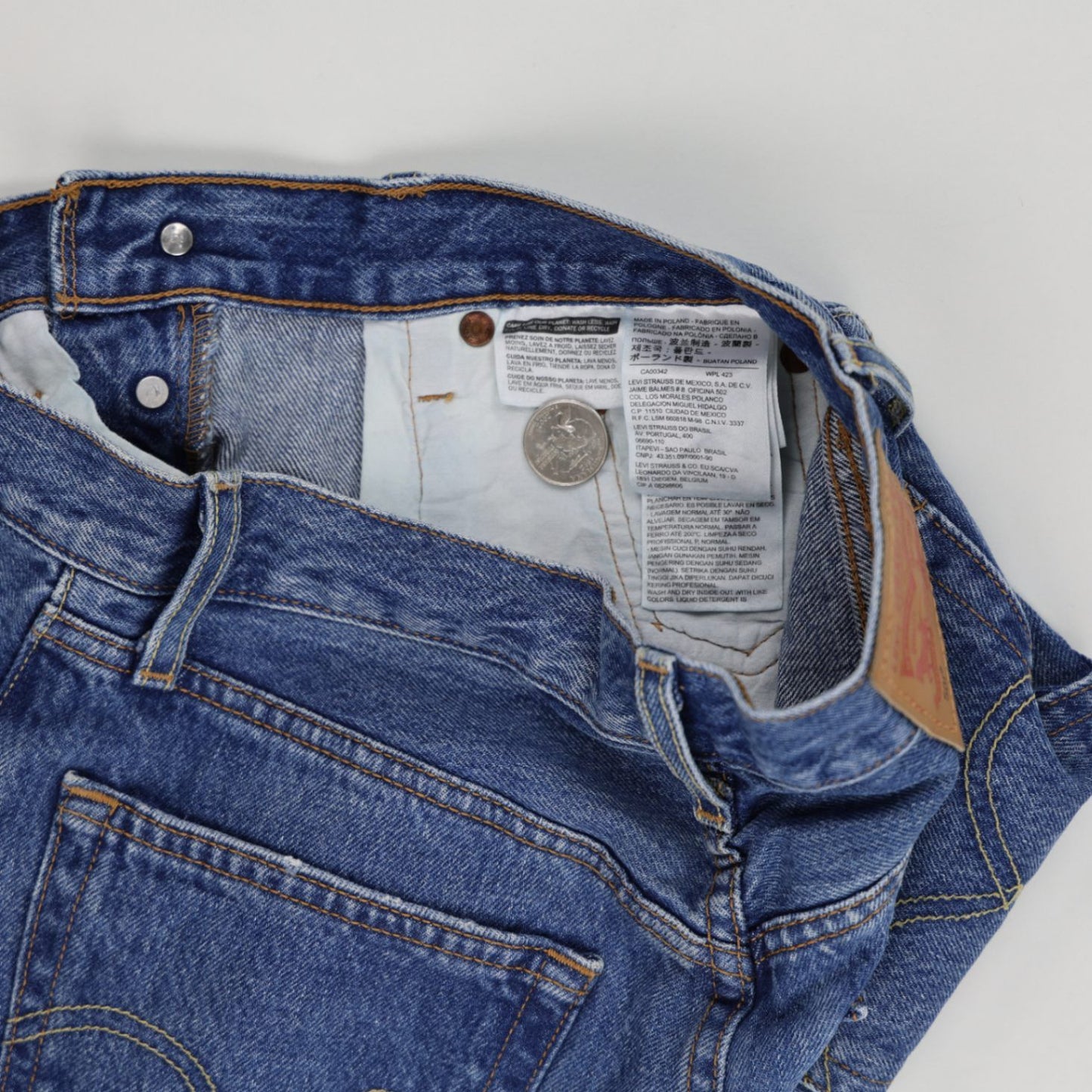 Levi's 501 High Rise Distressed Blue Denim Shorts Women’s 29W Vintage Style Frayed Hem