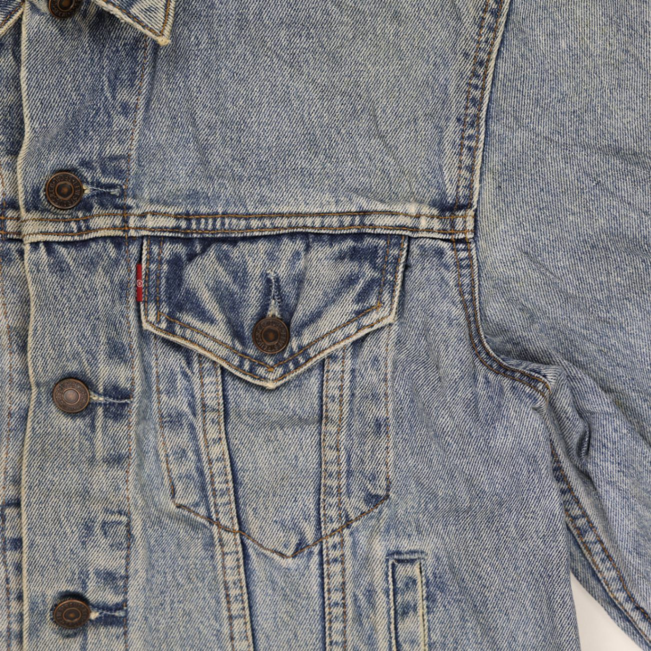 Levi's Vintage Light Blue Denim Trucker Jacket Men's Small 100% Cotton Collared