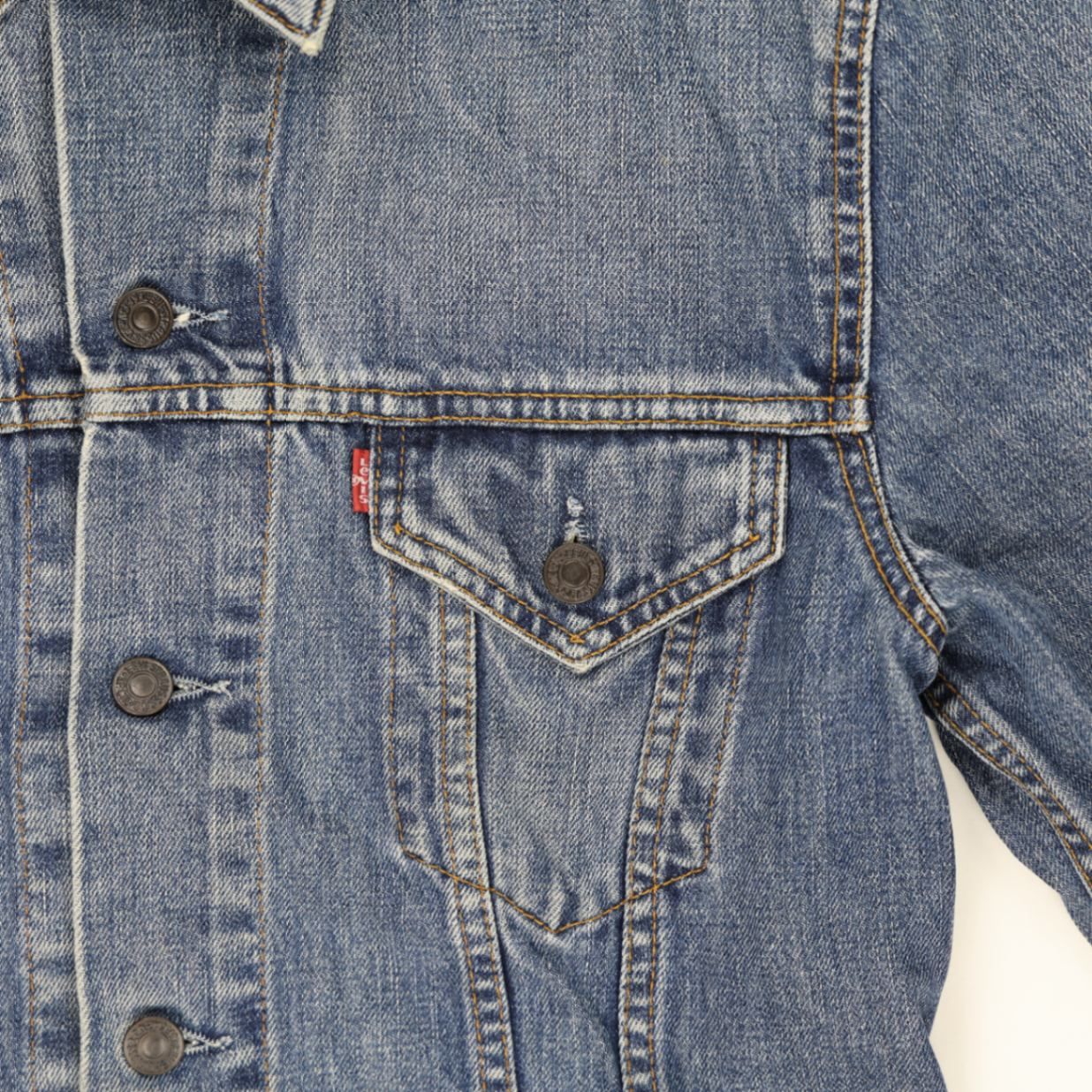 Levi's 70500 Classic Denim Jacket Medium Blue Vintage Unisex Size Medium 100 Percent Cotton Collared