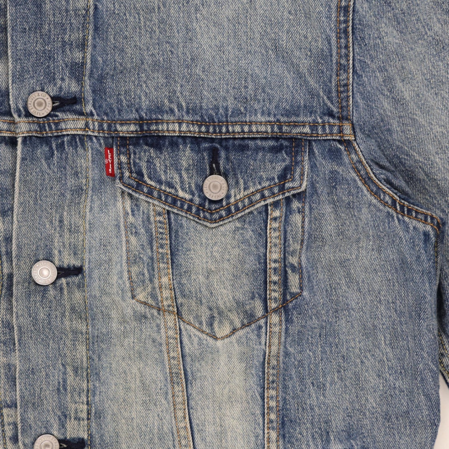Levi's Vintage Medium Blue Denim Trucker Jacket Men's Size M 100% Cotton Collared