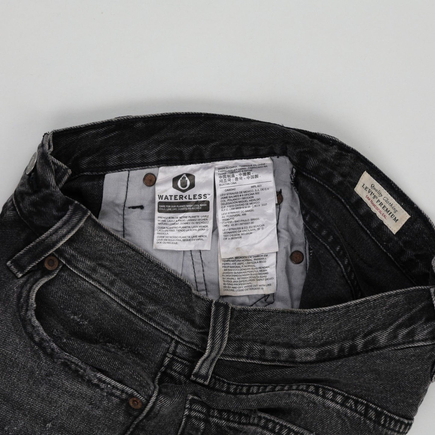 Levi's Vintage Black Cotton Denim Cut Off Distressed Shorts W27 UK 8-10