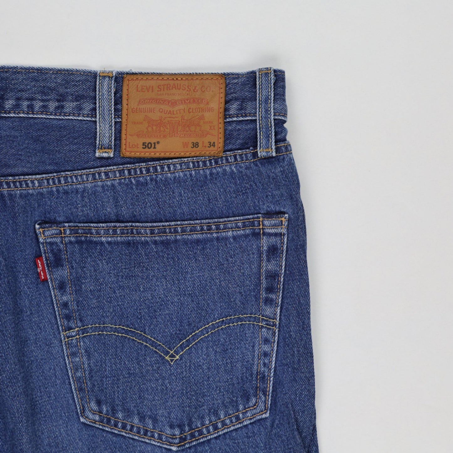 Levi's 501 Classic Straight Leg Blue Denim Jeans W38 L34 Cotton Vintage Men's