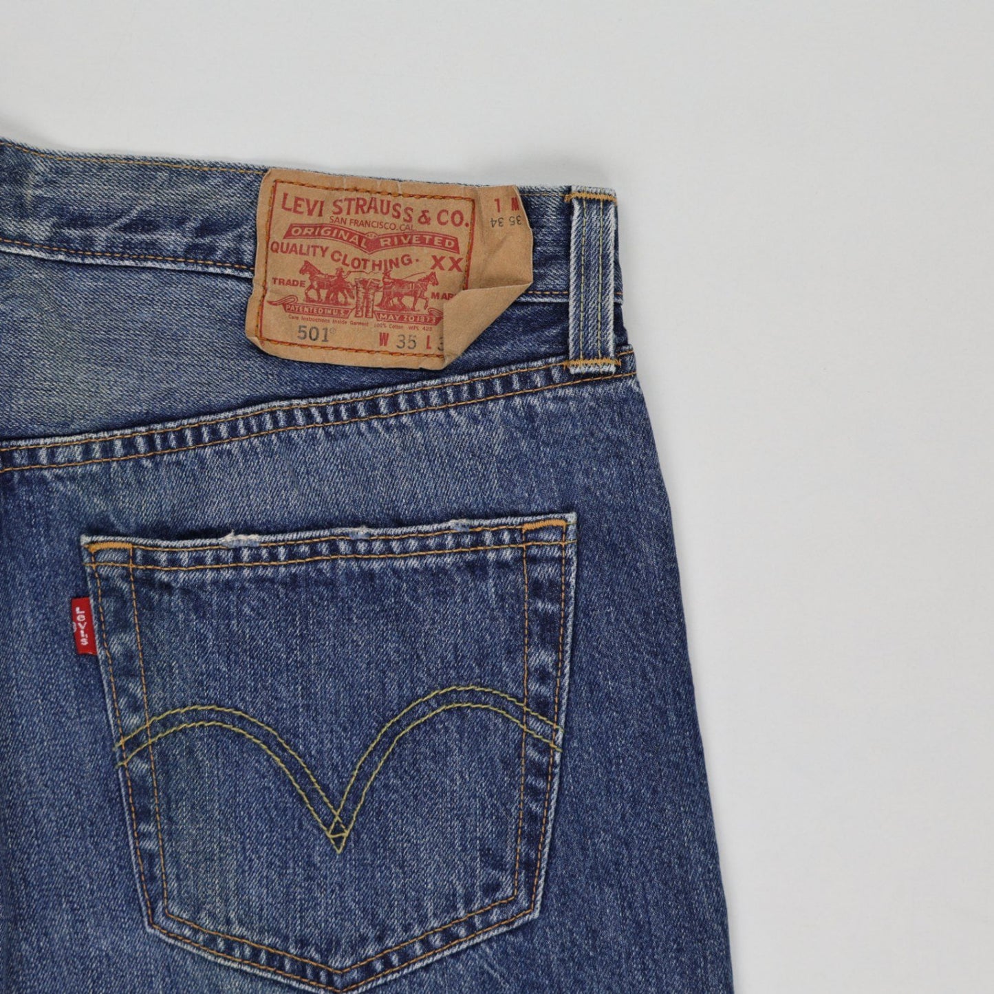 Levi's 501 Original Fit Straight Leg Blue Jeans W35 L31 100% Cotton