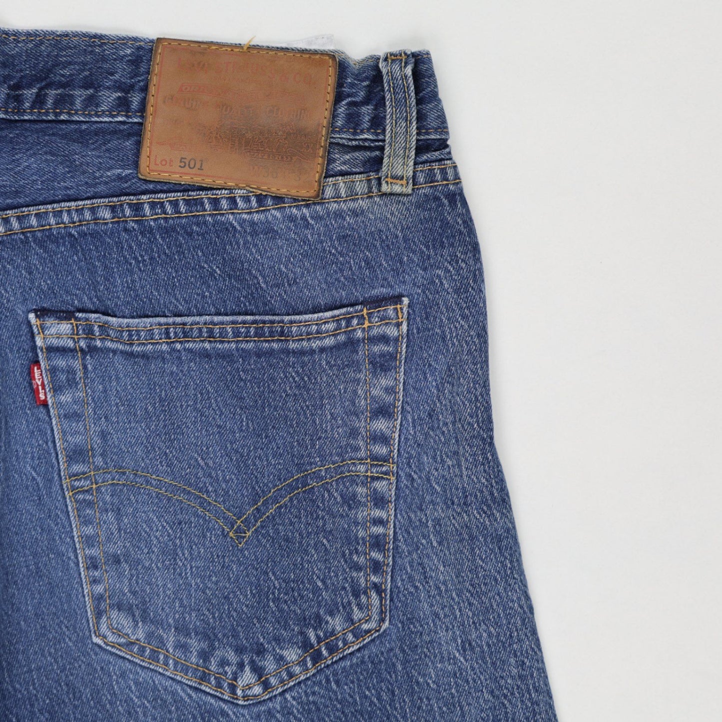 Levi's 501 Classic Straight Blue Jeans 34W 32L Cotton Men's Trousers