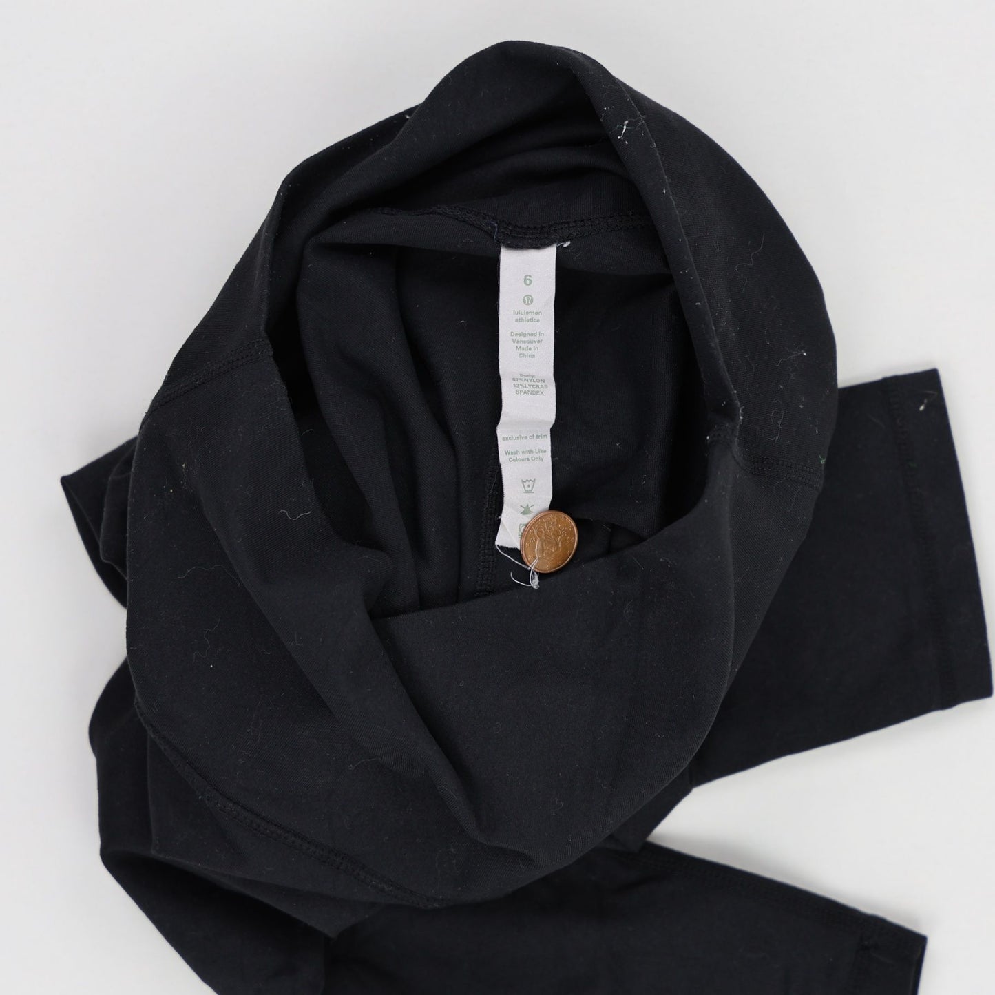 Lululemon Black High Rise Full Length Leggings Size 6 Small 86% Nylon 14% Lycra Elastane Activewear