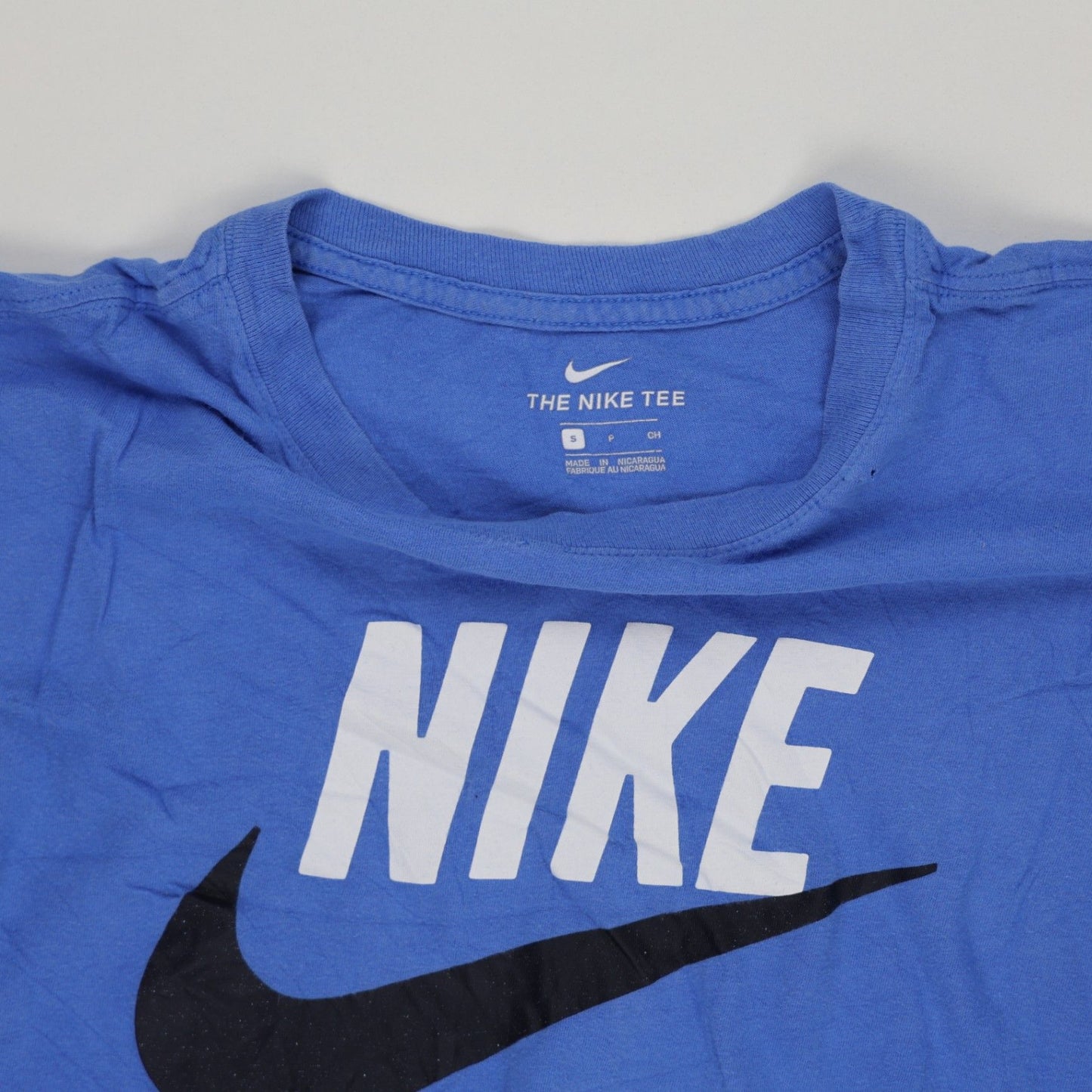 Nike Men's Blue Graphic Sportswear T-Shirt Size S Cotton Crew Neck Short Sleeve