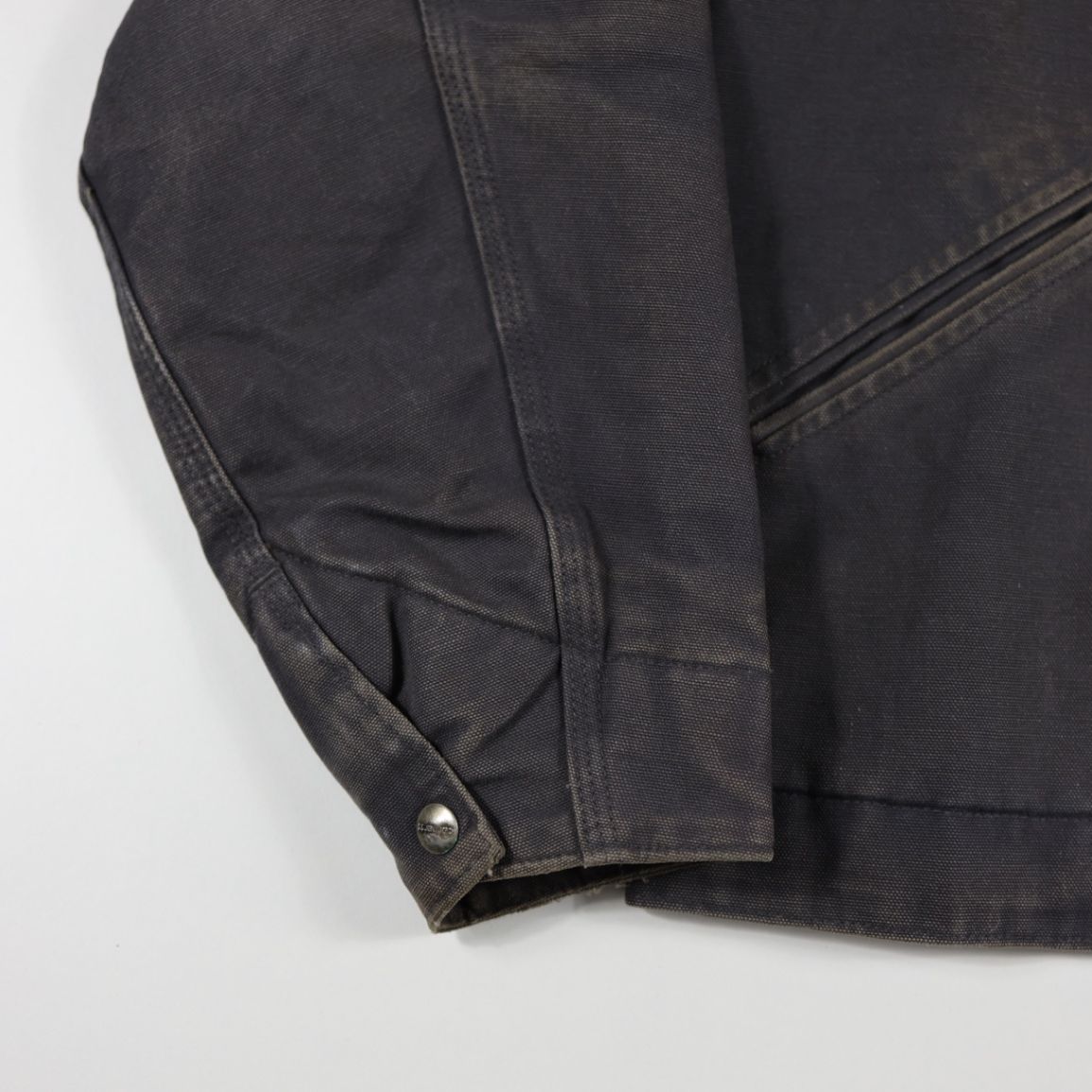 Carhartt Men's Vintage Black Canvas Work Jacket Size L Distressed Classic Workwear Style