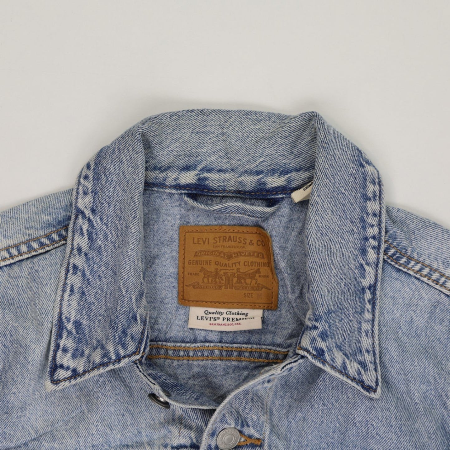 Levi's Waterless Light Blue Denim Jacket Large Cotton Collared