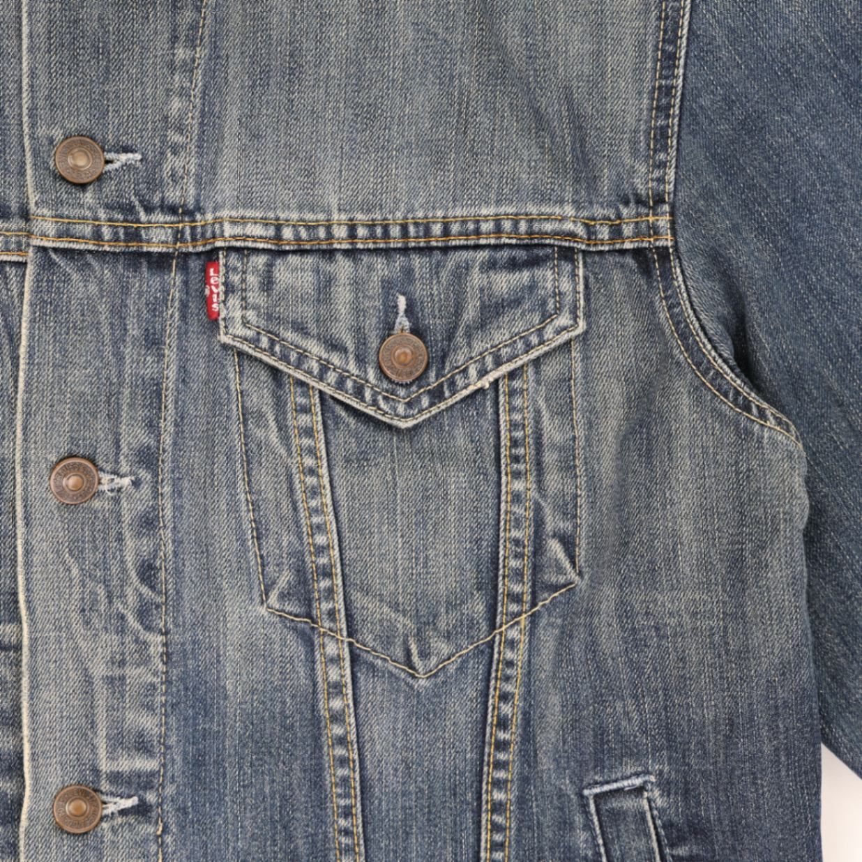 Levi's 70550 Vintage Medium Blue Denim Jacket Men's Size M 100% Cotton Collared