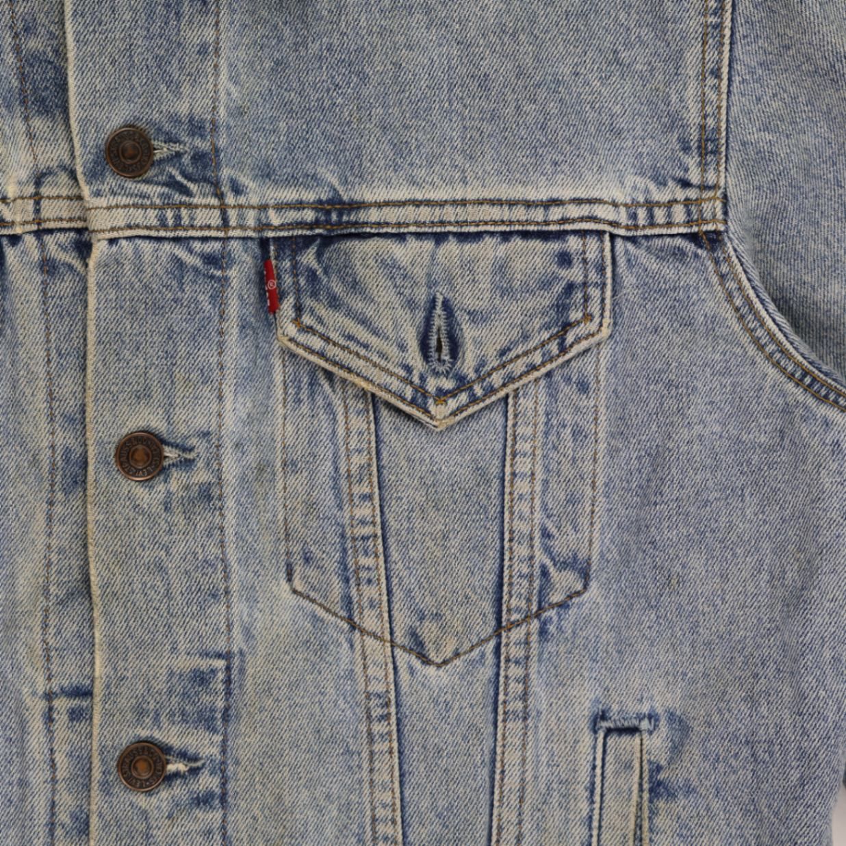Levi Strauss & Co Vintage Light Blue Denim Trucker Jacket Large 100% Cotton