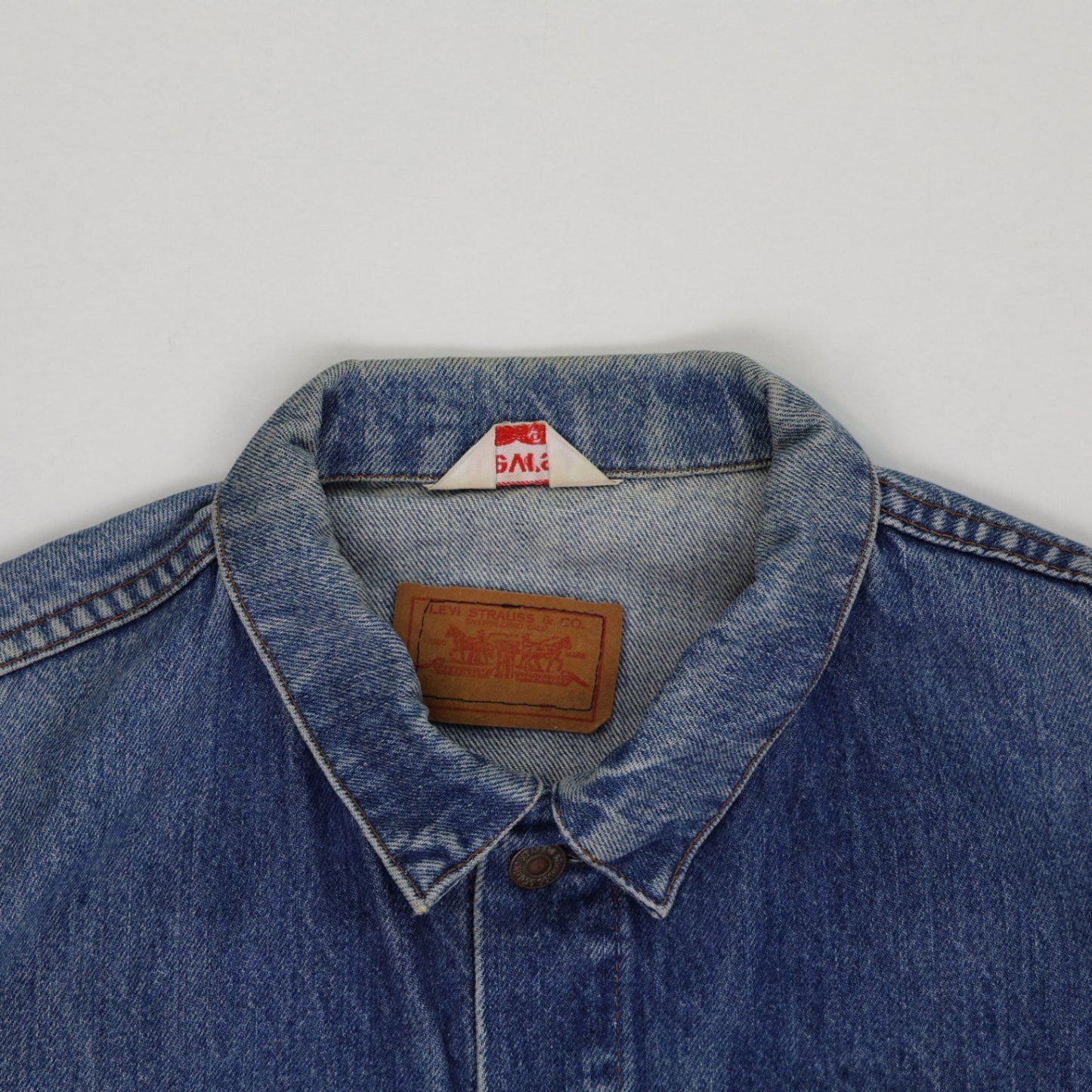 Levi's Vintage Blue Denim Trucker Jacket Medium Cotton Collared