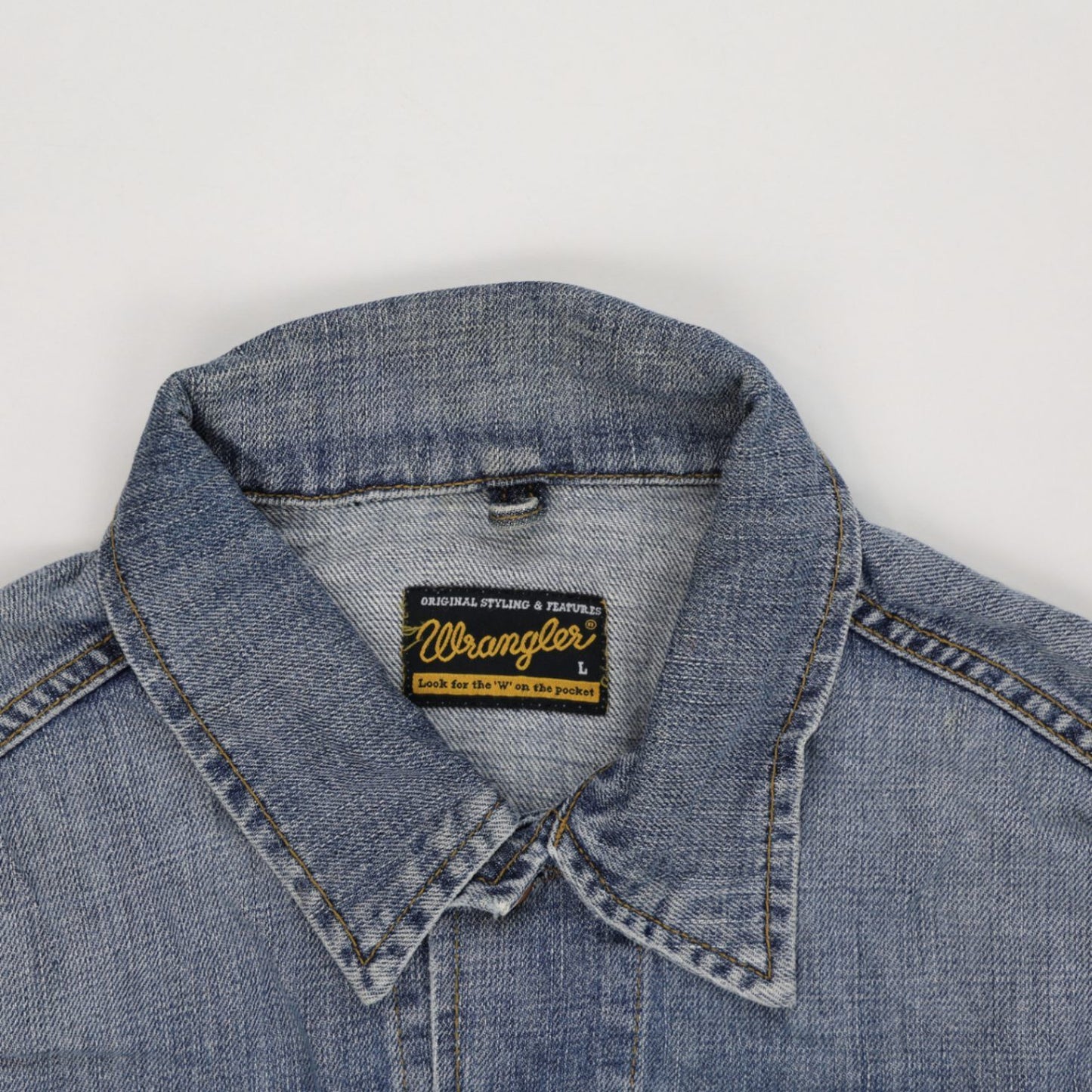 Wrangler Large Blue Denim Jacket Vintage Cotton Collared Trucker Style