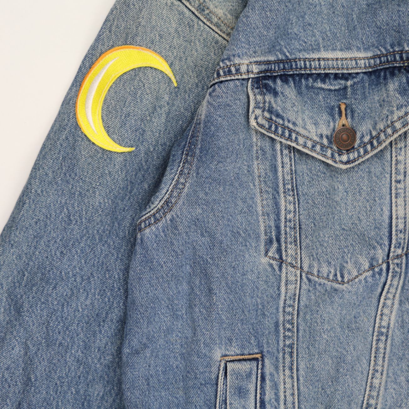 Levi's Vintage Denim Jacket Blue Medium 100% Cotton Collared