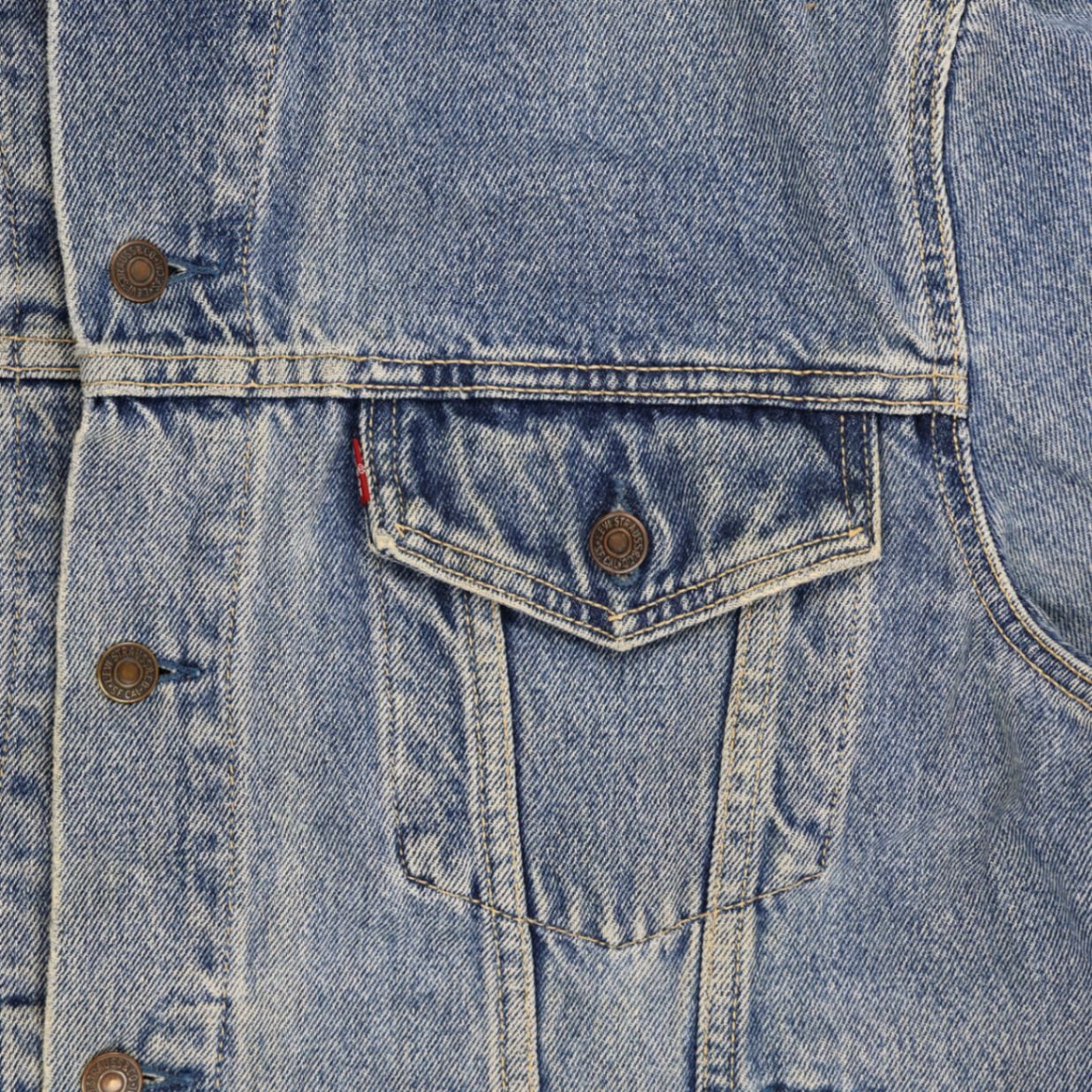 Levi's Vintage Light Blue Denim Trucker Jacket XL Cotton Collared