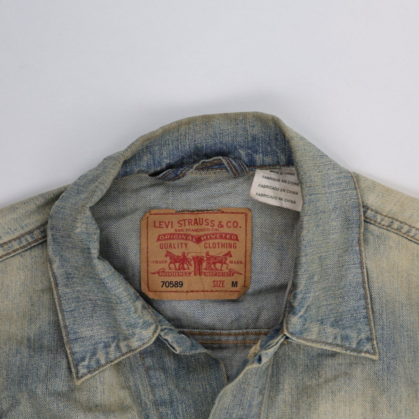 Levi's Vintage Stonewash Blue Trucker Jacket Medium Cotton Denim Collared