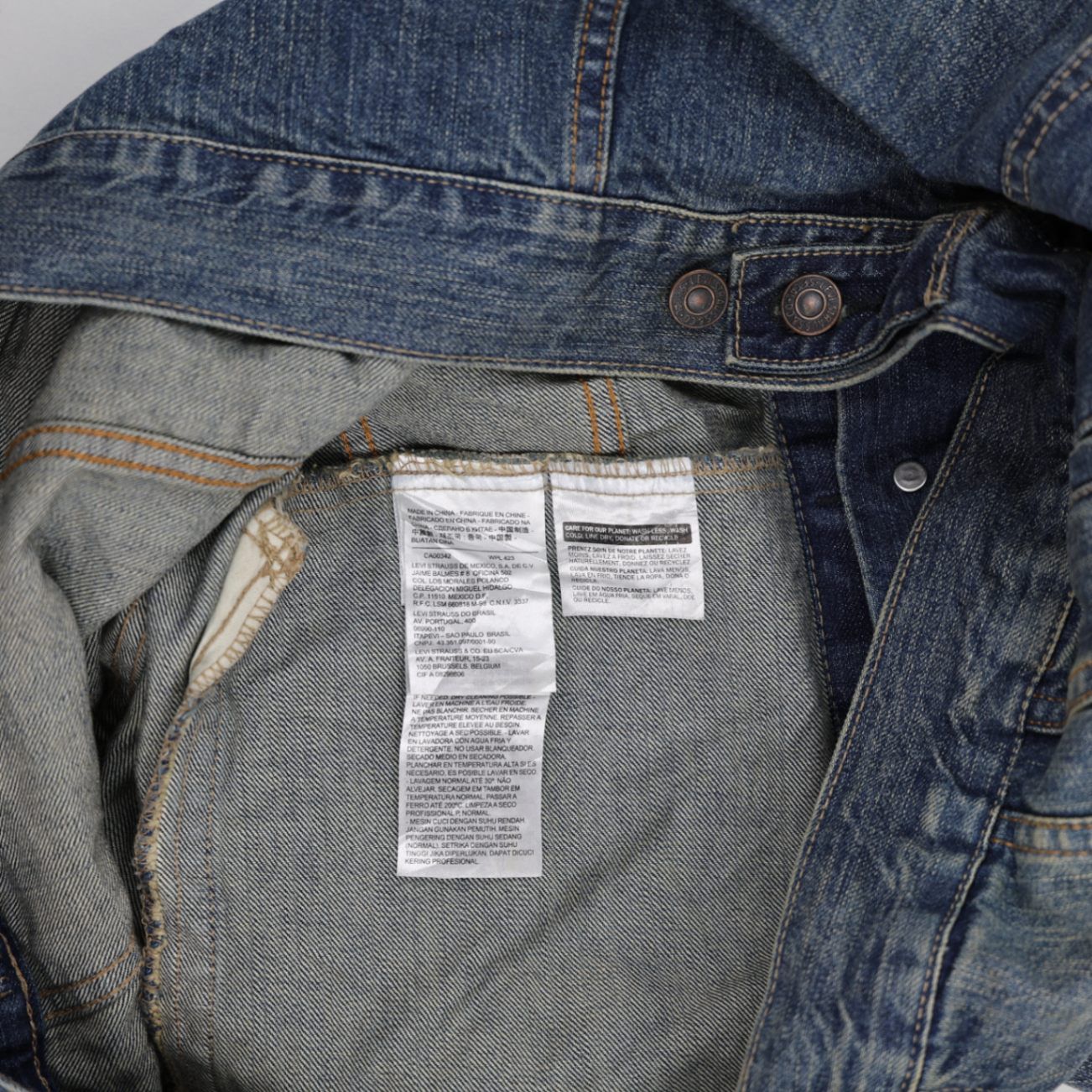 Levi's Vintage Blue Denim Trucker Jacket XL 100% Cotton