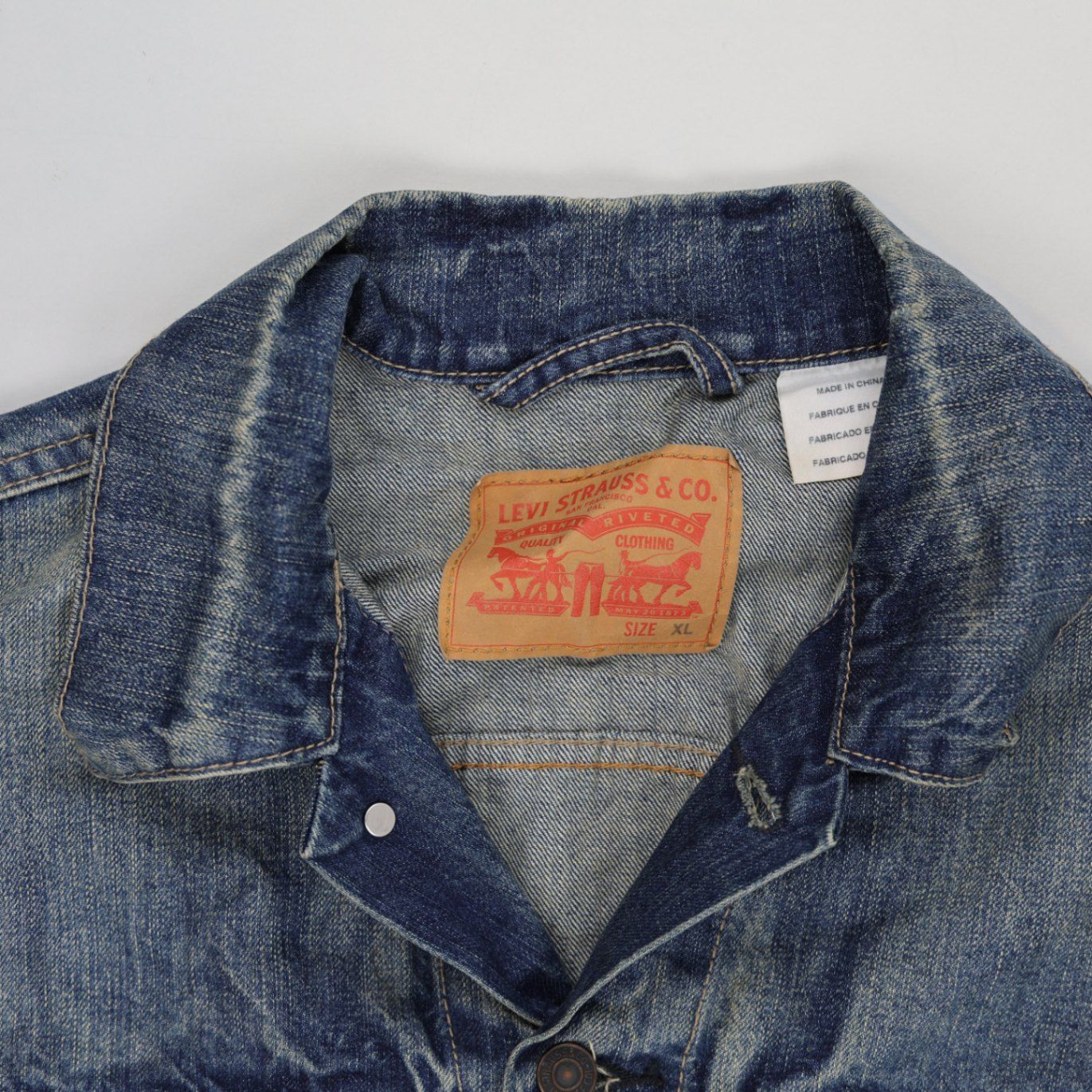 Levi's Vintage Blue Denim Trucker Jacket XL 100% Cotton
