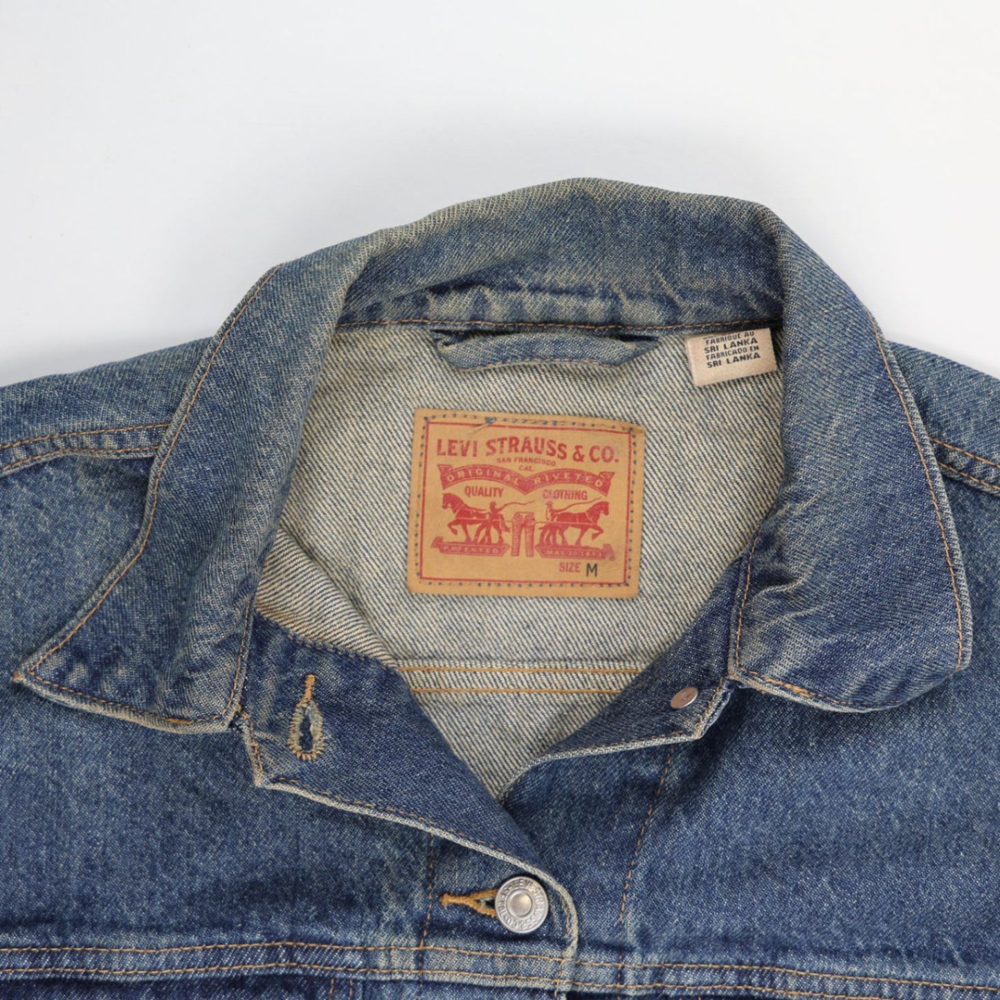 Levi's Vintage Denim Jacket Blue Medium 100% Cotton Collared