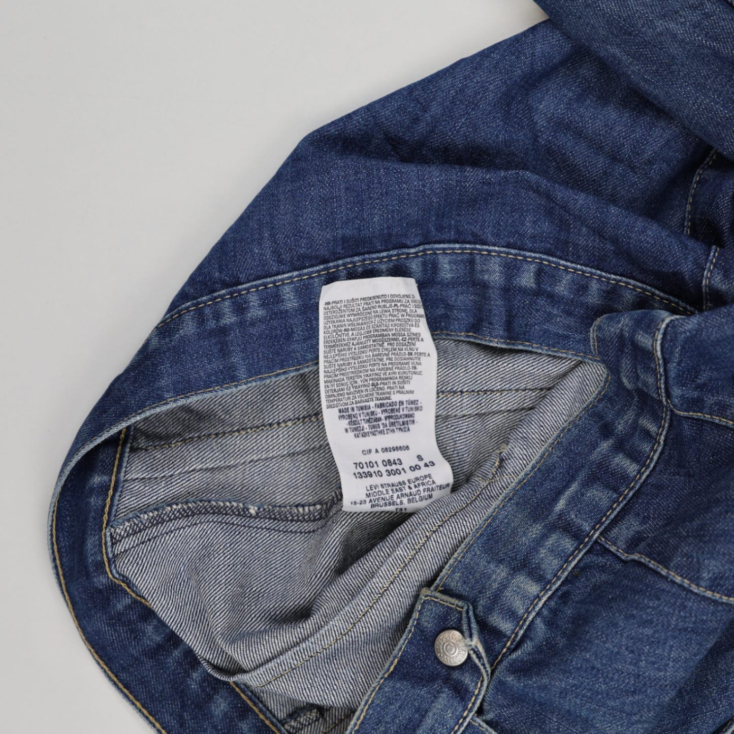 Levi's Vintage Blue Denim Jacket Women's Small Cotton Collared