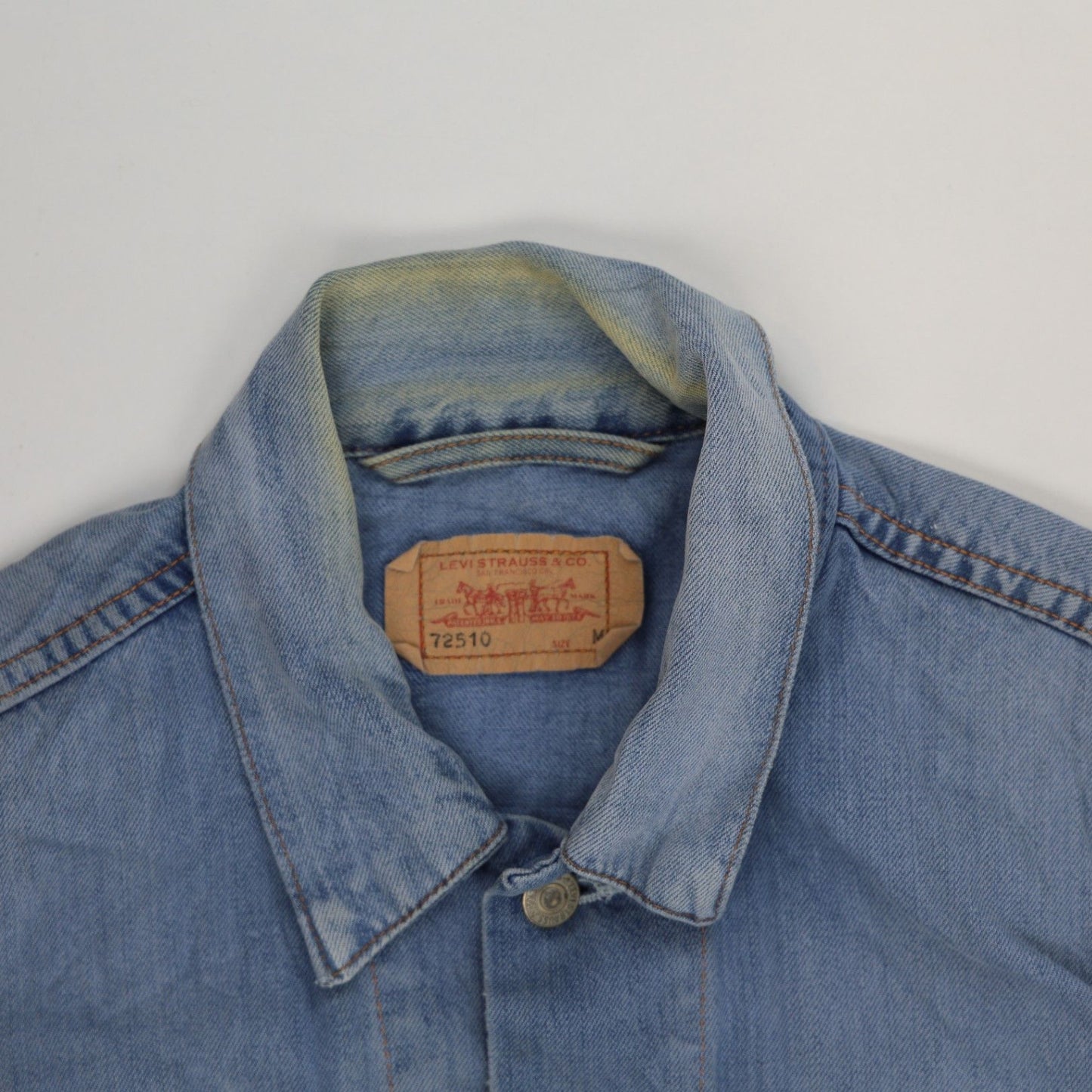 Levi's Vintage 72510 Denim Jacket Light Blue Size M 100% Cotton Collared