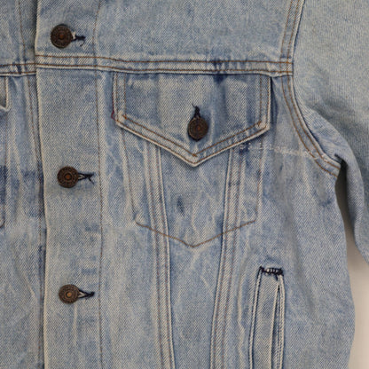 Levi's Vintage 70506 Light Blue Denim Trucker Jacket Size 40 Large 100 Percent Cotton Collared