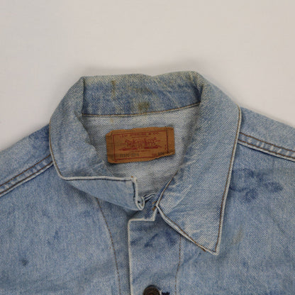 Levi's Vintage 70506 Light Blue Denim Trucker Jacket Size 40 Large 100 Percent Cotton Collared