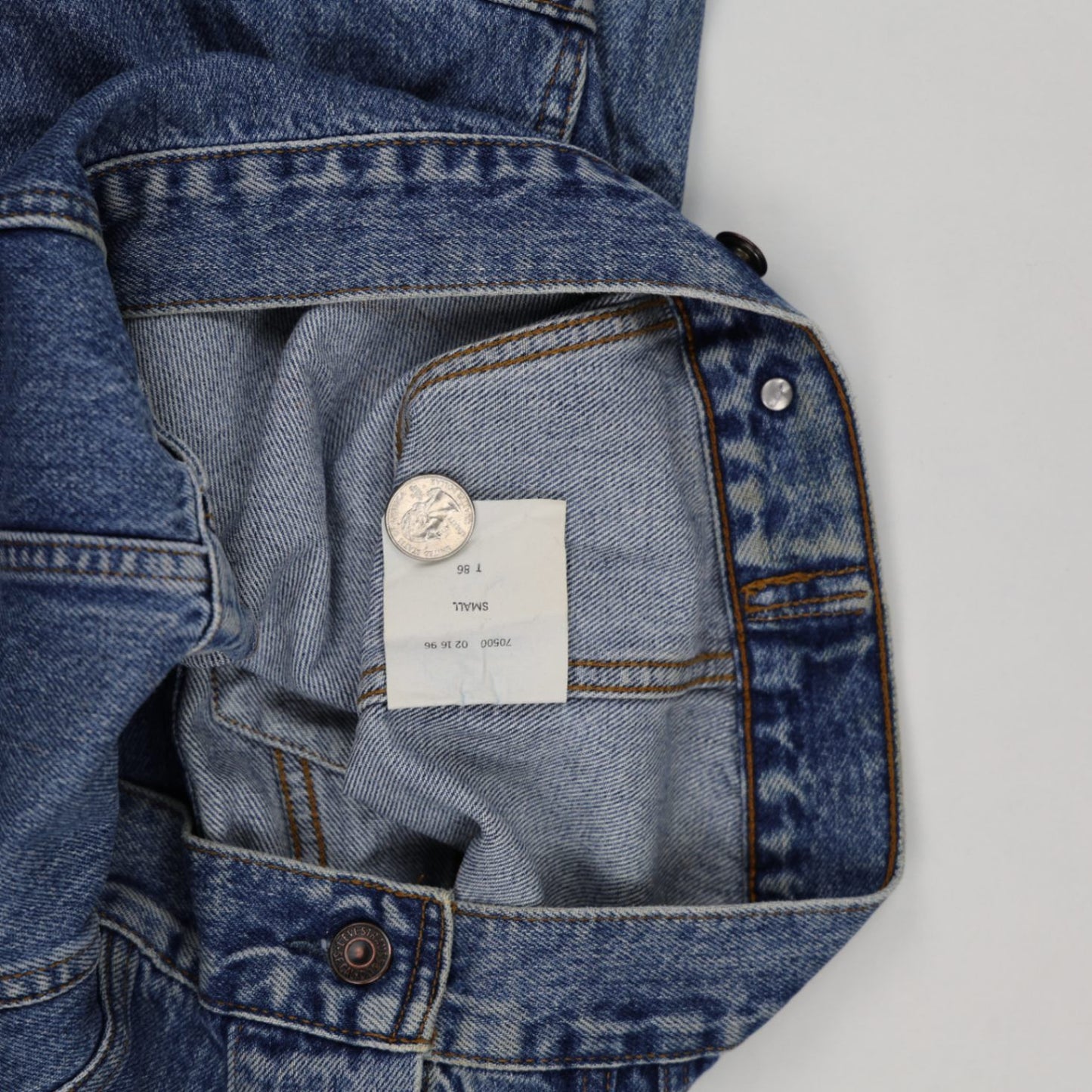 Levi's Vintage 70500 Denim Trucker Jacket Classic Blue Small Cotton