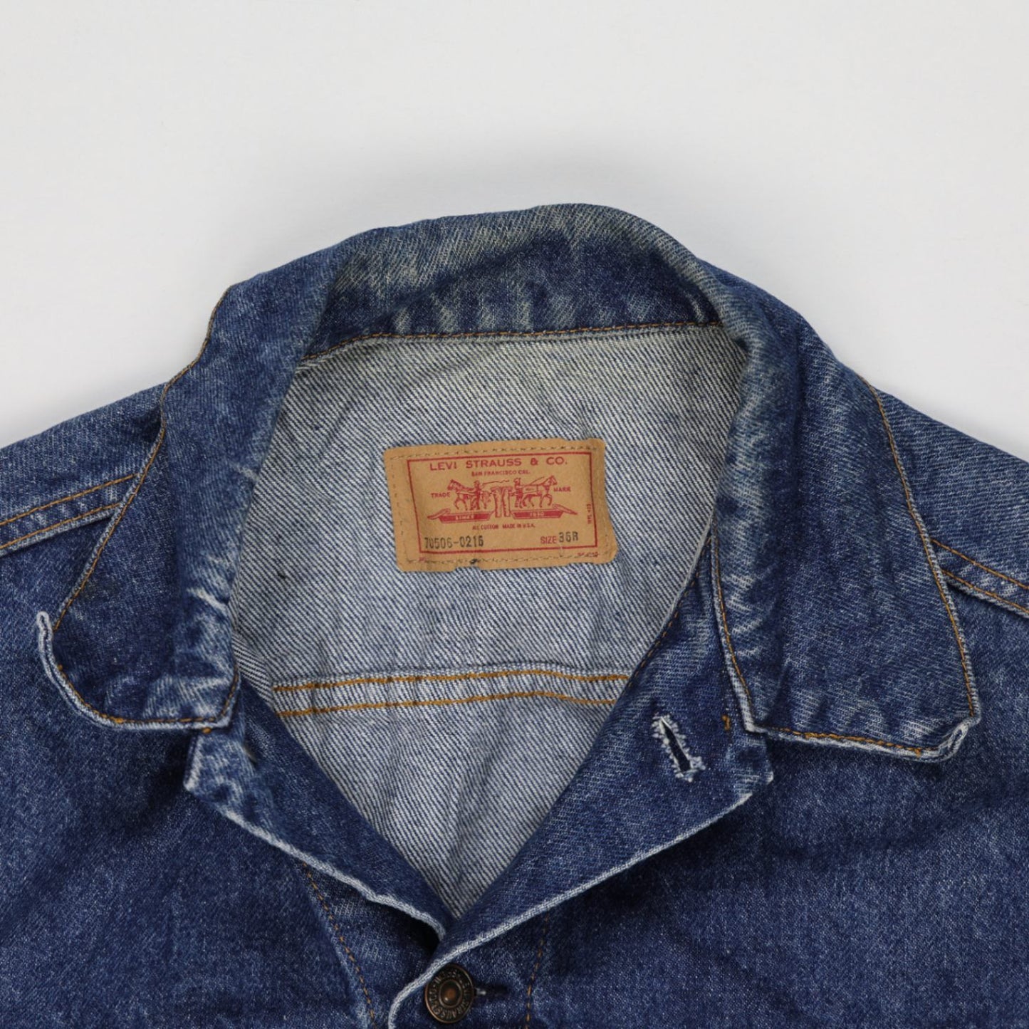Levi's Vintage 70506 Denim Trucker Jacket Indigo Blue Size 36R 100 Cotton