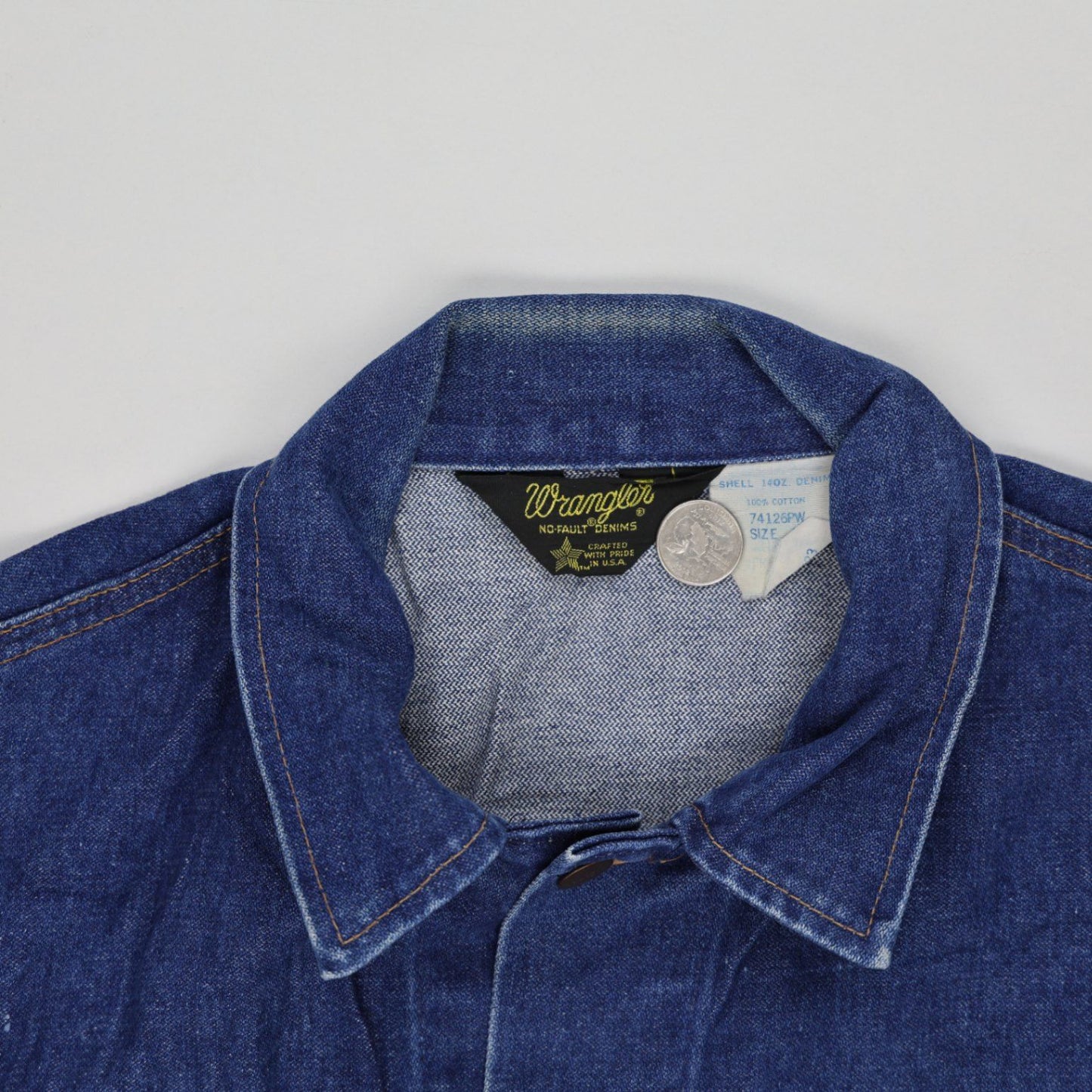 Wrangler Vintage Denim Jacket Blue Large 100 Percent Cotton 80s Style Collared