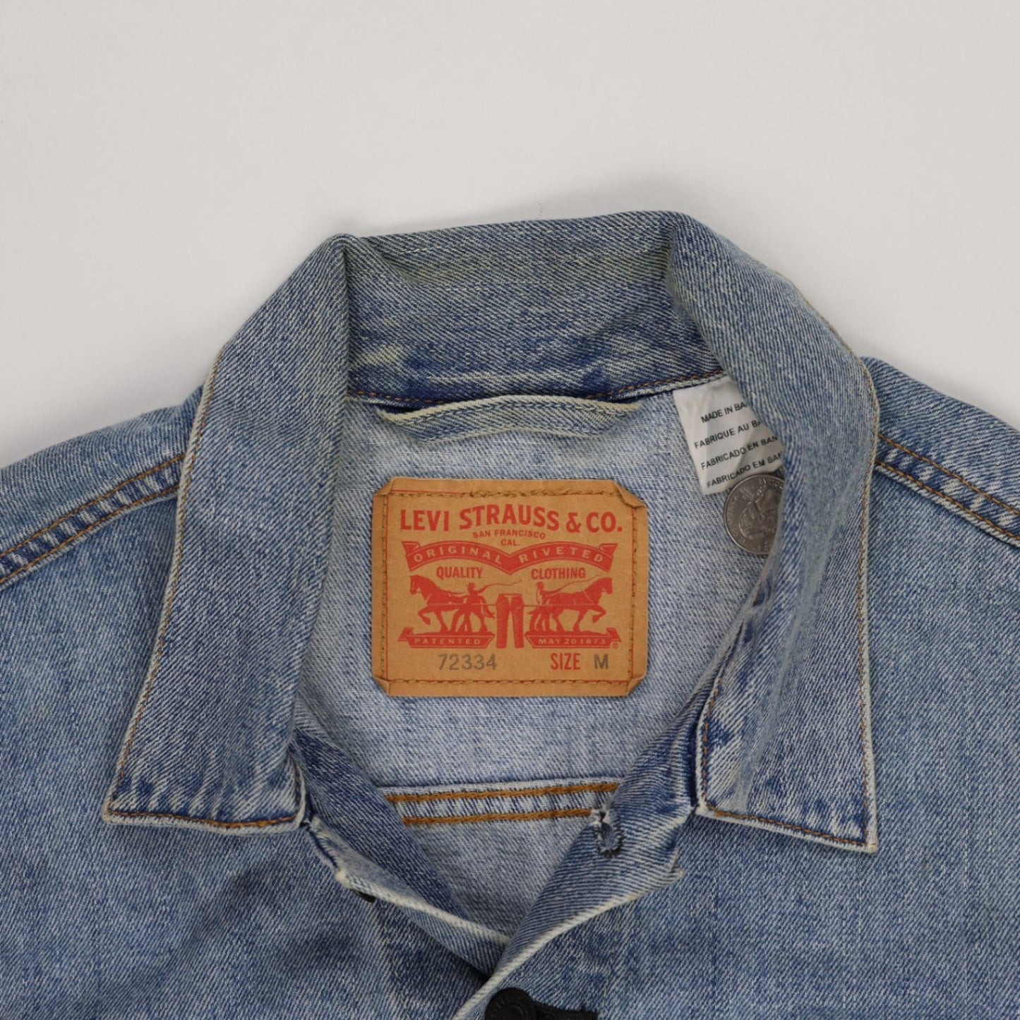 Levi's 72334 Blue Denim Trucker Jacket Men's Medium Cotton Vintage
