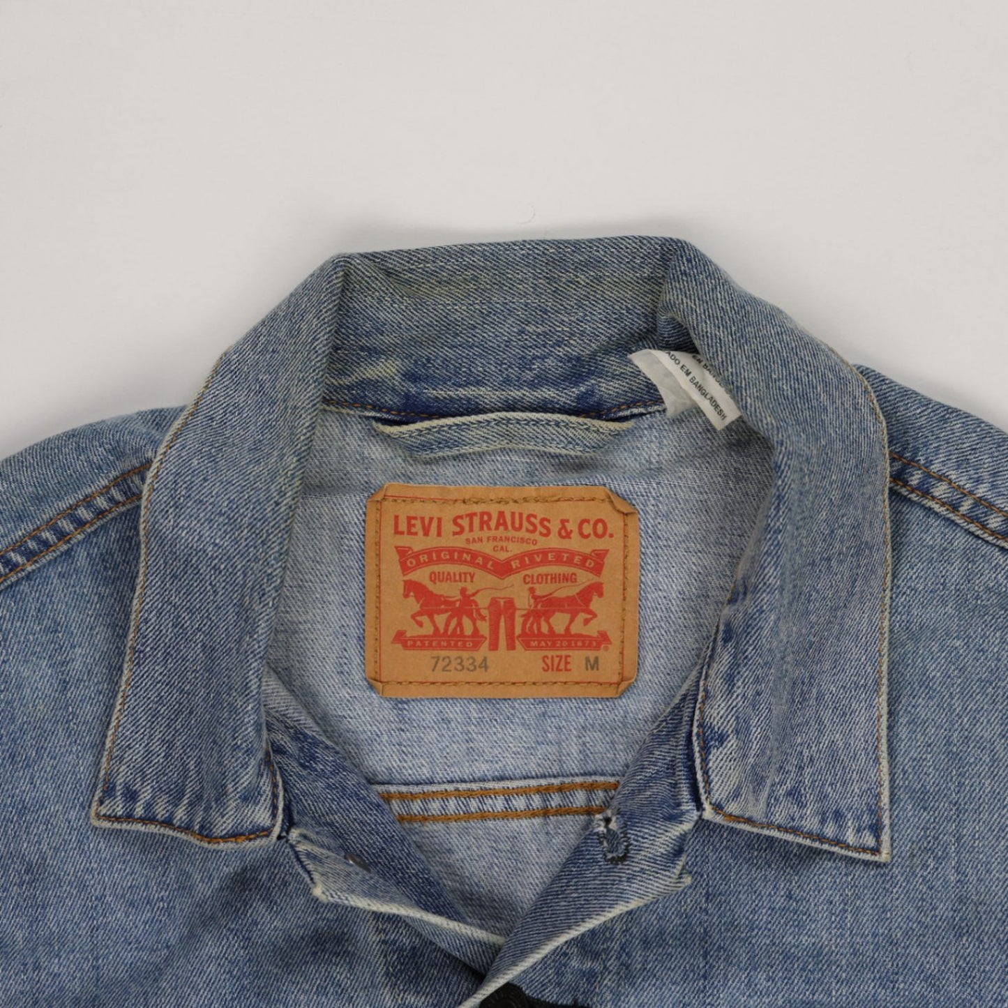 Levi's 72334 Blue Denim Trucker Jacket Men's Medium Cotton Vintage
