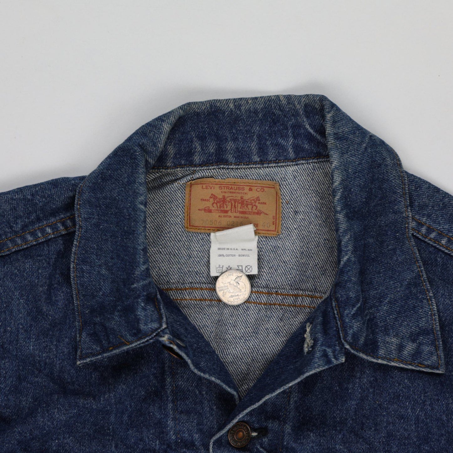 Levi's Vintage 70506 Blue Denim Jacket Small 100% Cotton Unisex Collared