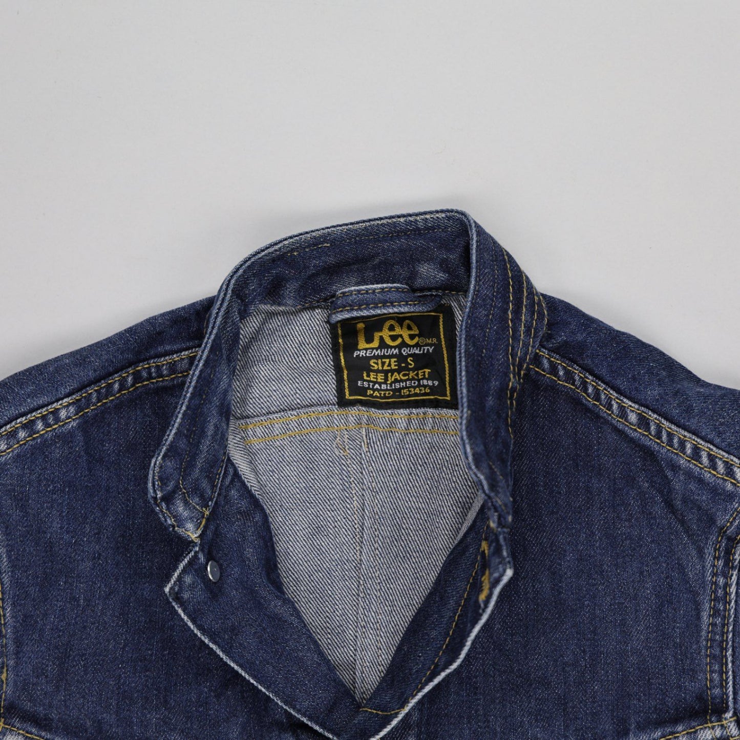 Lee Slim Fit Trucker Denim Jacket Blue Small 100 Percent Cotton Unisex Vintage