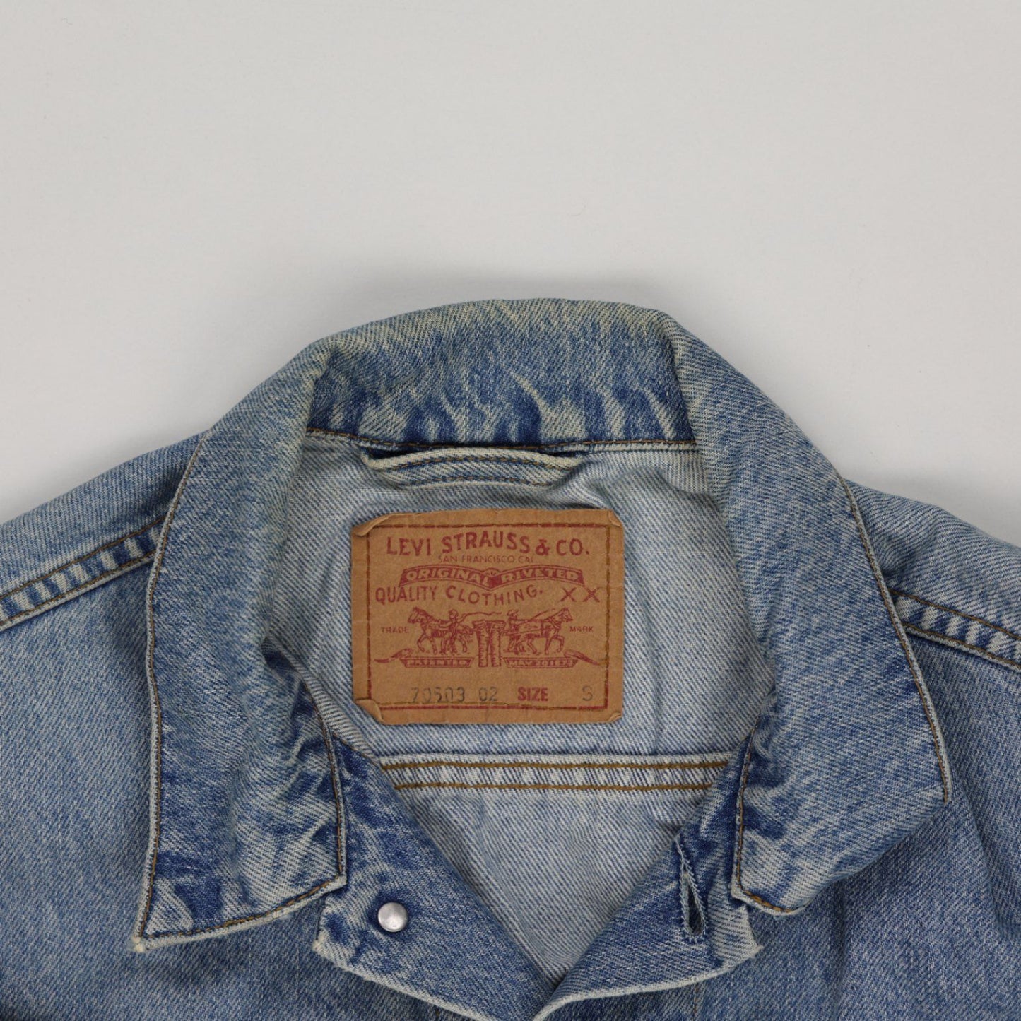 Levi's Vintage Light Blue Denim Trucker Jacket Size Small Cotton