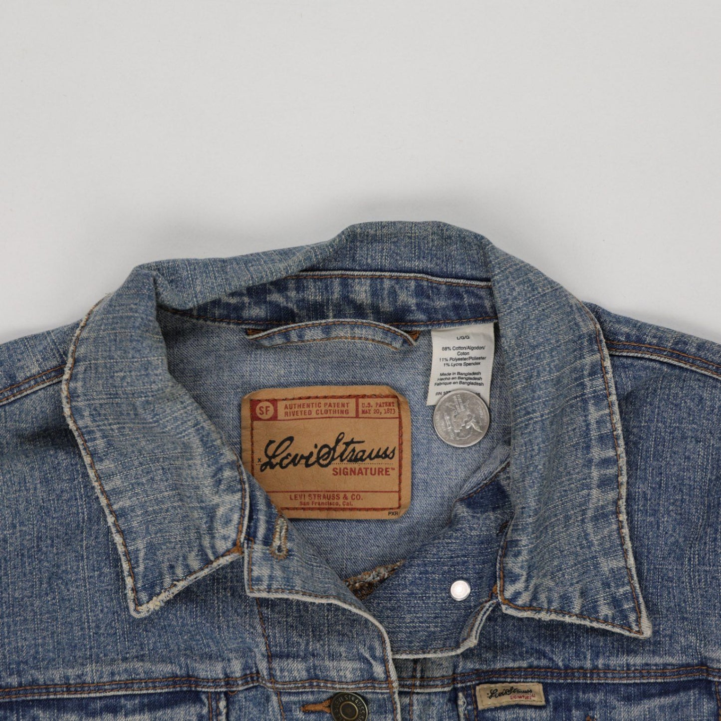 Levi's Strauss Signature Blue Denim Trucker Jacket Large 89 Cotton 11 Polyester Vintage