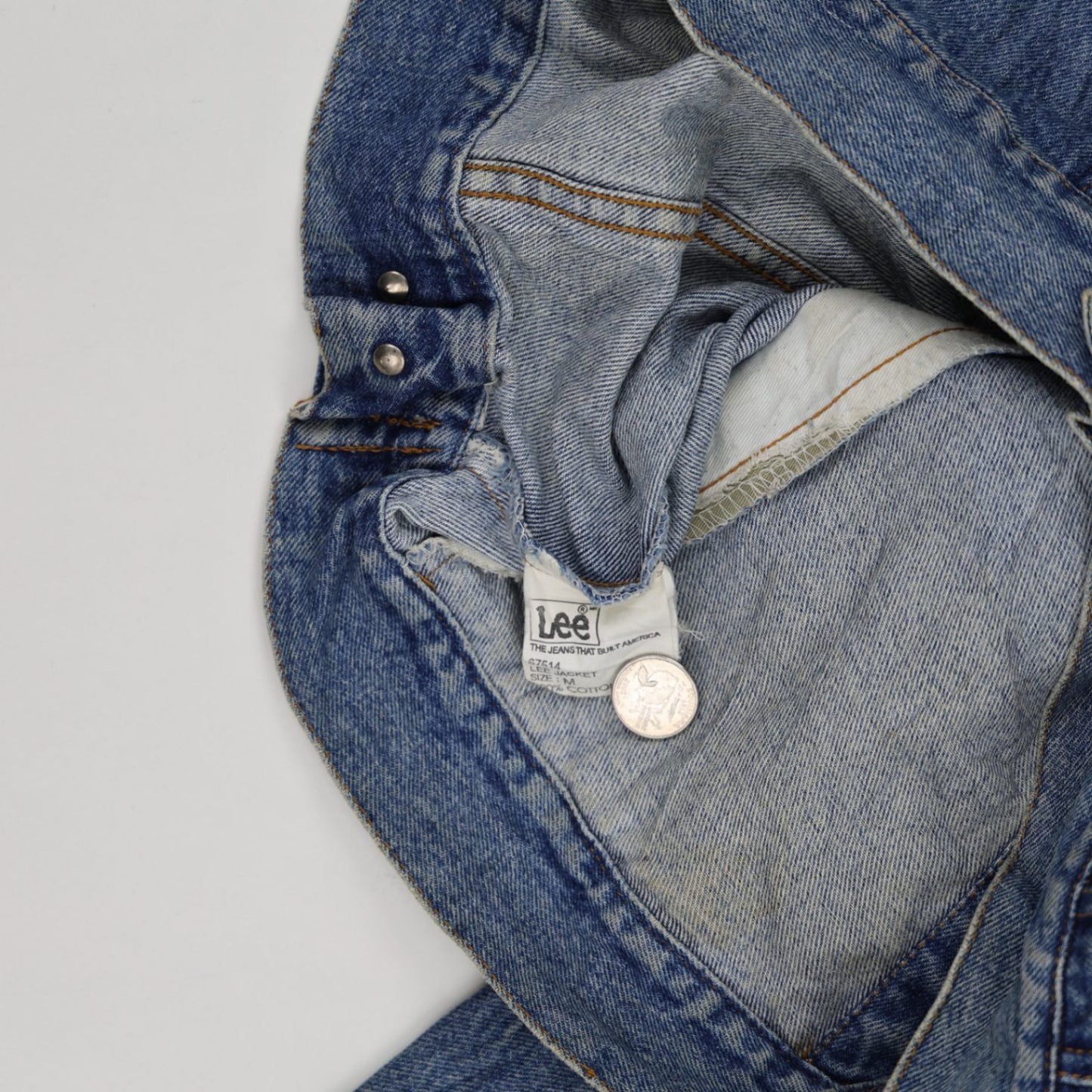 Lee Men's Vintage Denim Jacket Blue Medium Cotton 57 cm Pit to Pit 65 cm Collar to Hem 62 cm Sleeve Length
